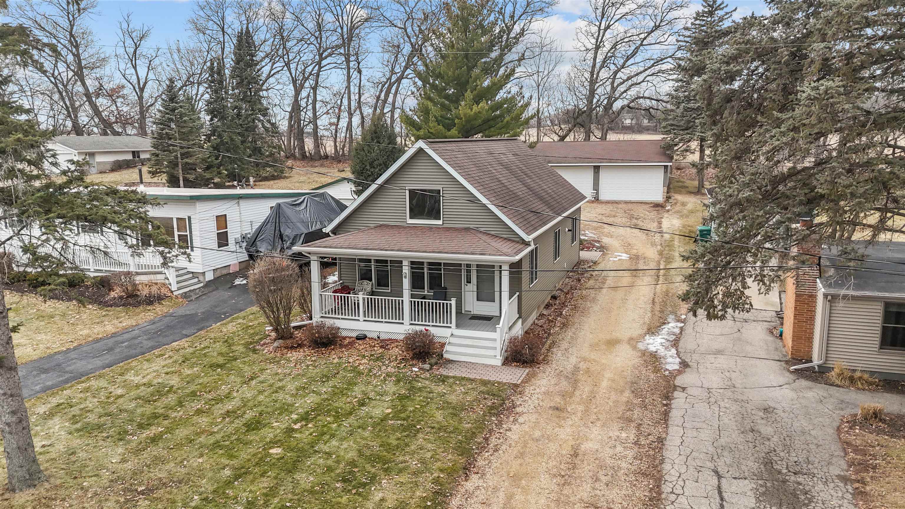 N4273 Lakeview Drive