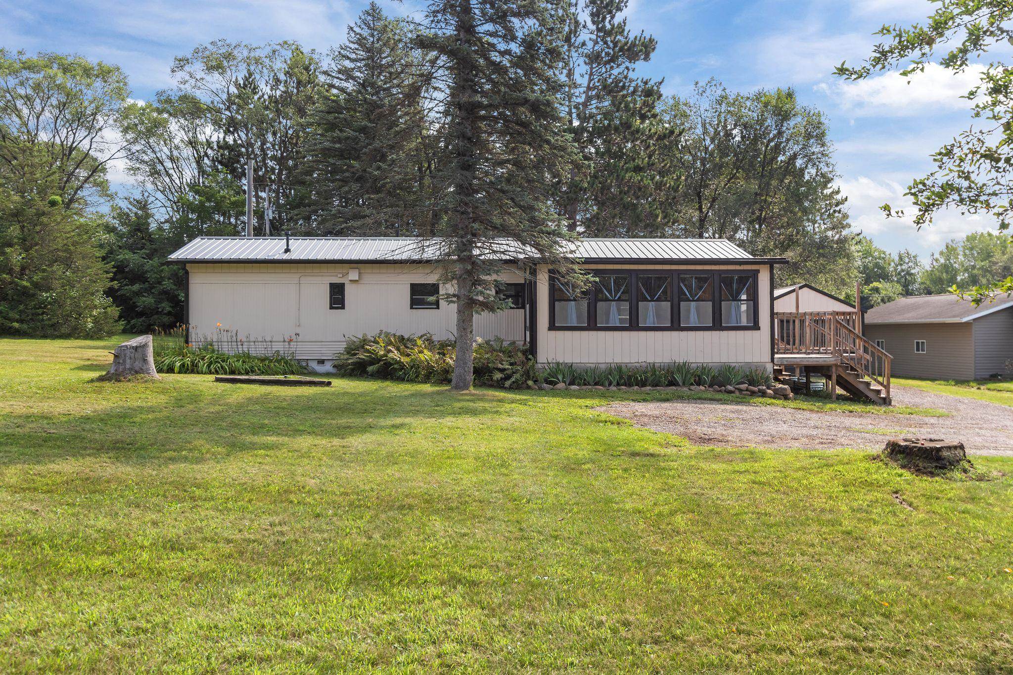 N6152 Pleasant Drive