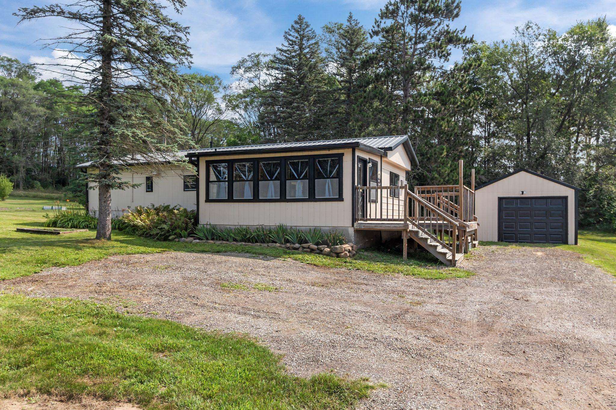 N6152 Pleasant Drive