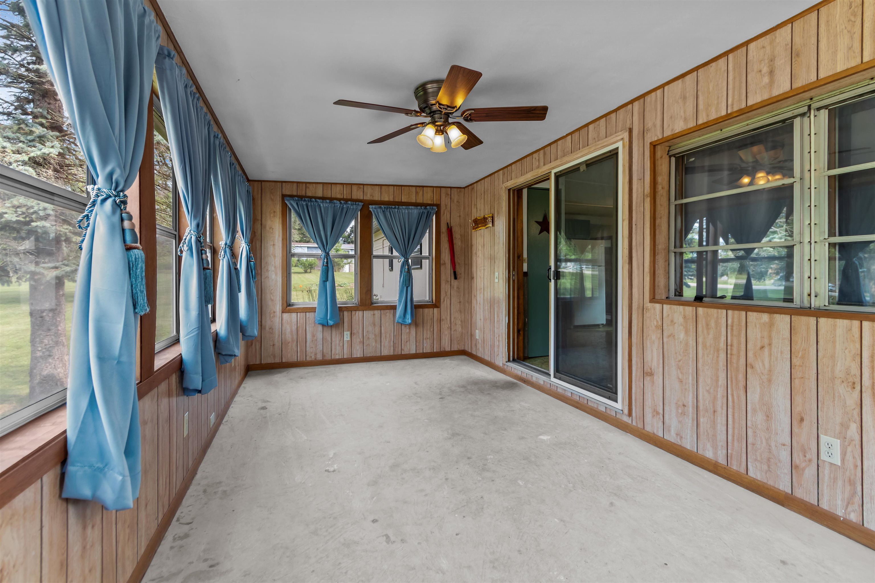 N6152 Pleasant Drive