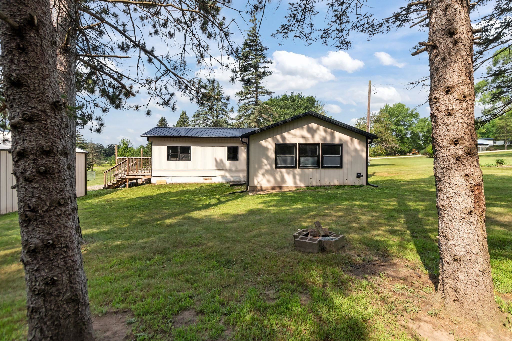 N6152 Pleasant Drive