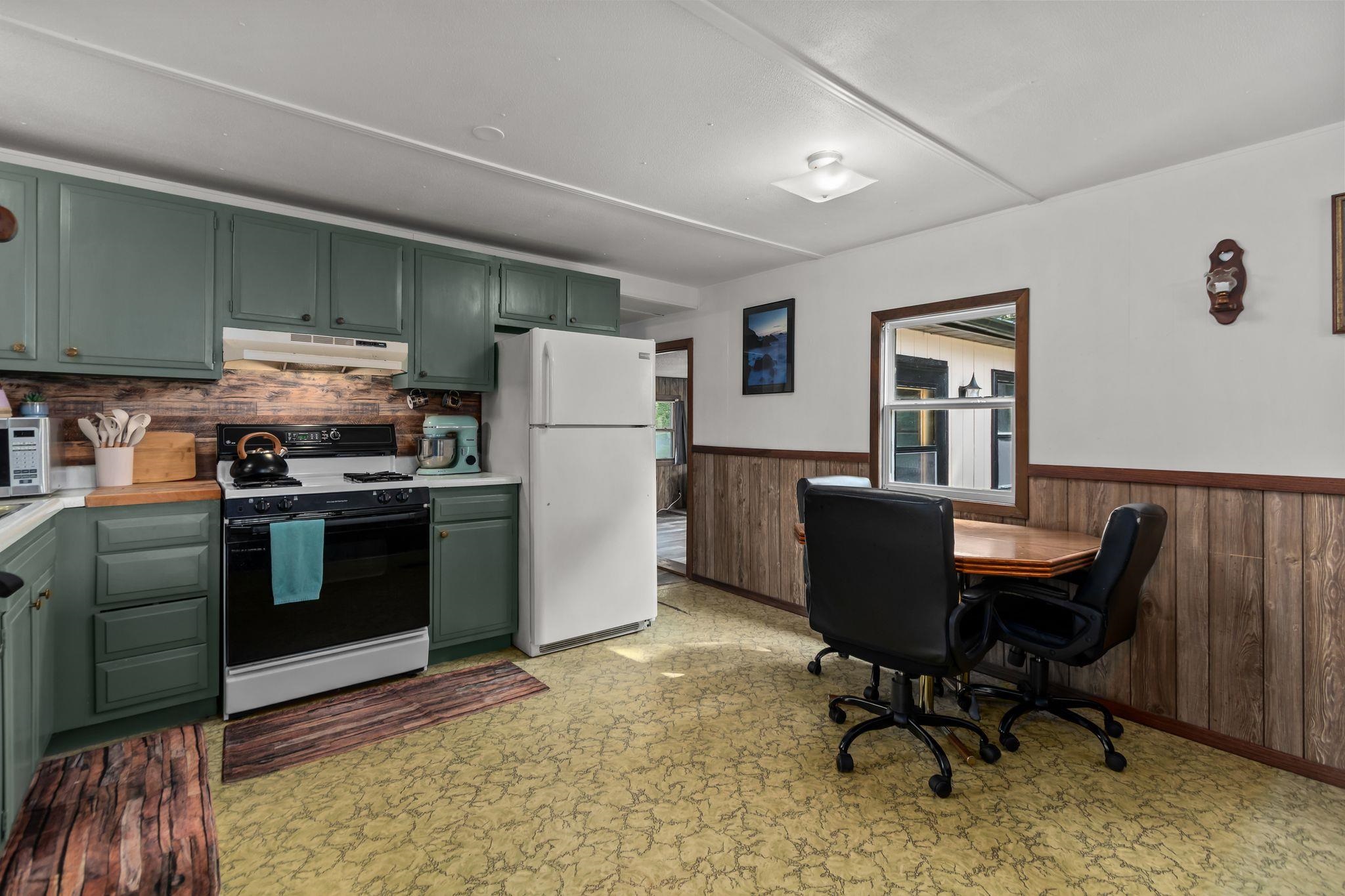 N6152 Pleasant Drive