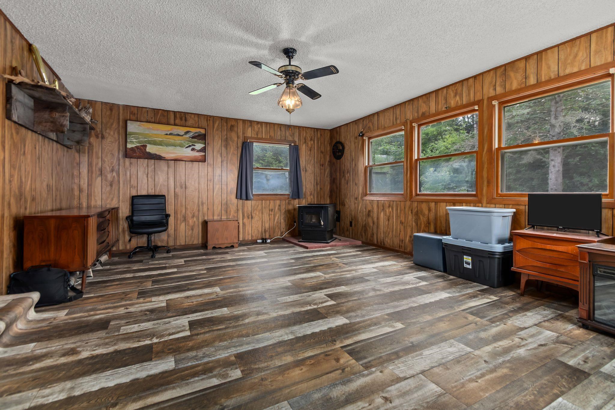 N6152 Pleasant Drive
