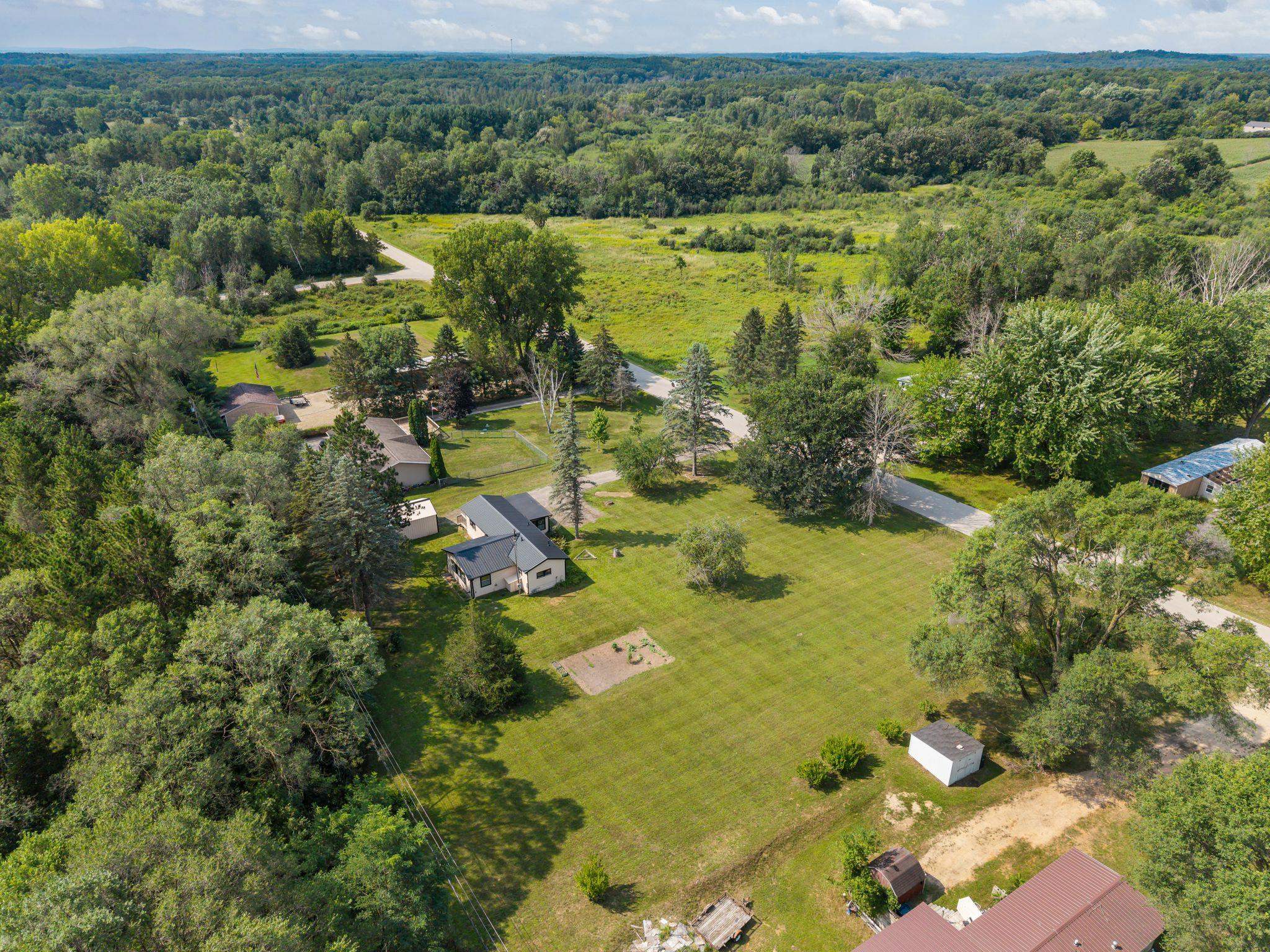 N6152 Pleasant Drive