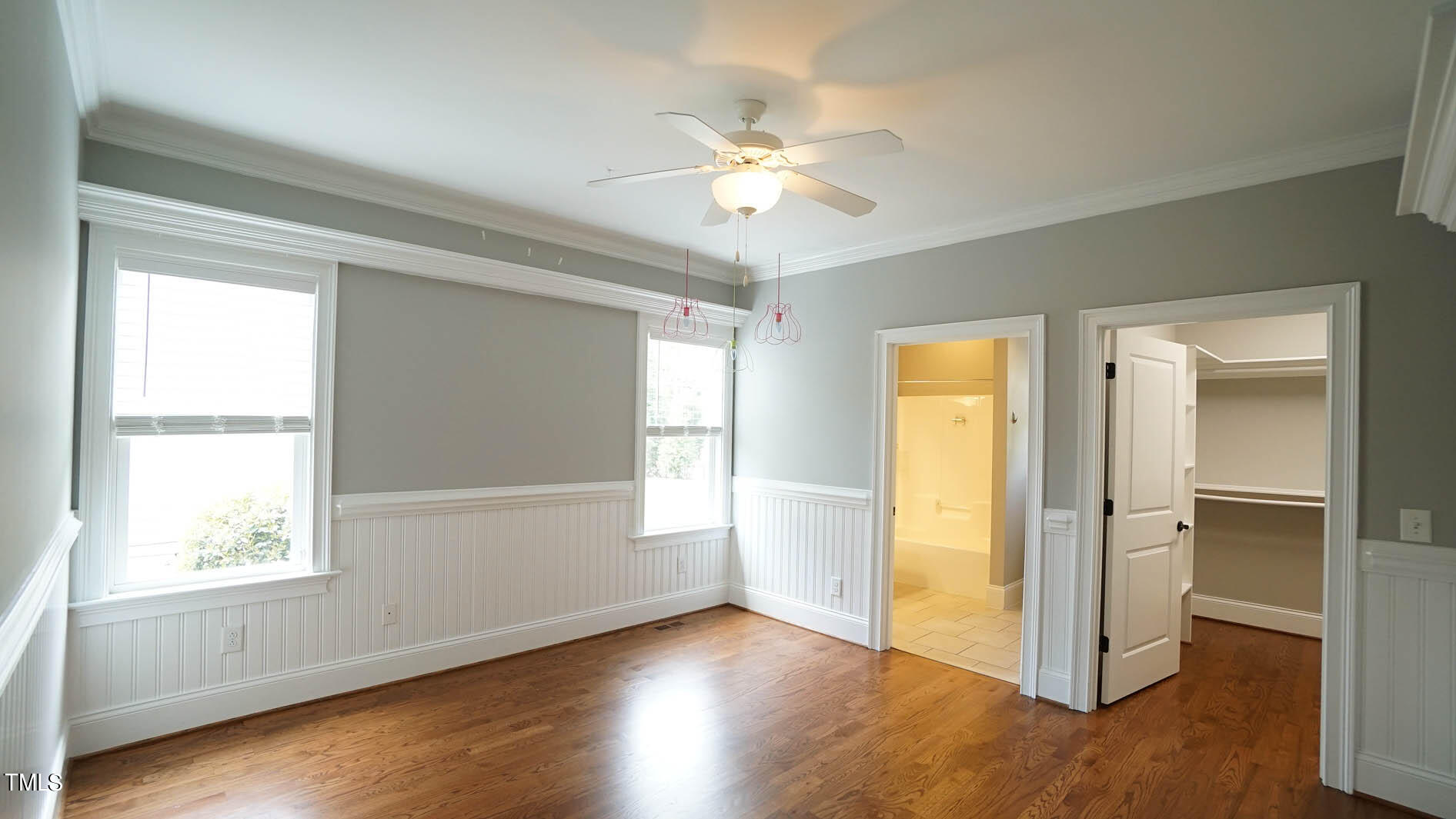 5208 Roswellcrest Court