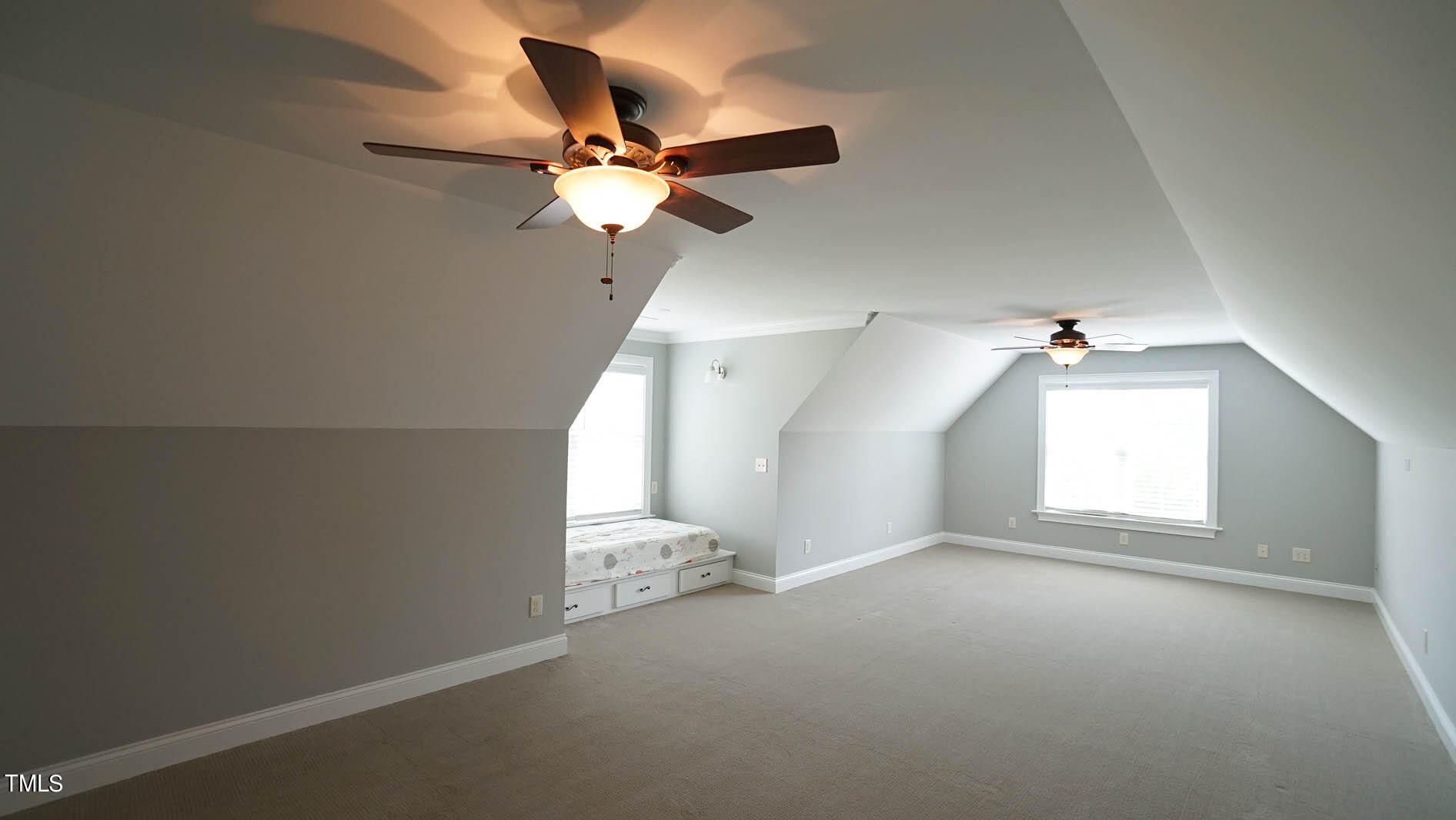 5208 Roswellcrest Court