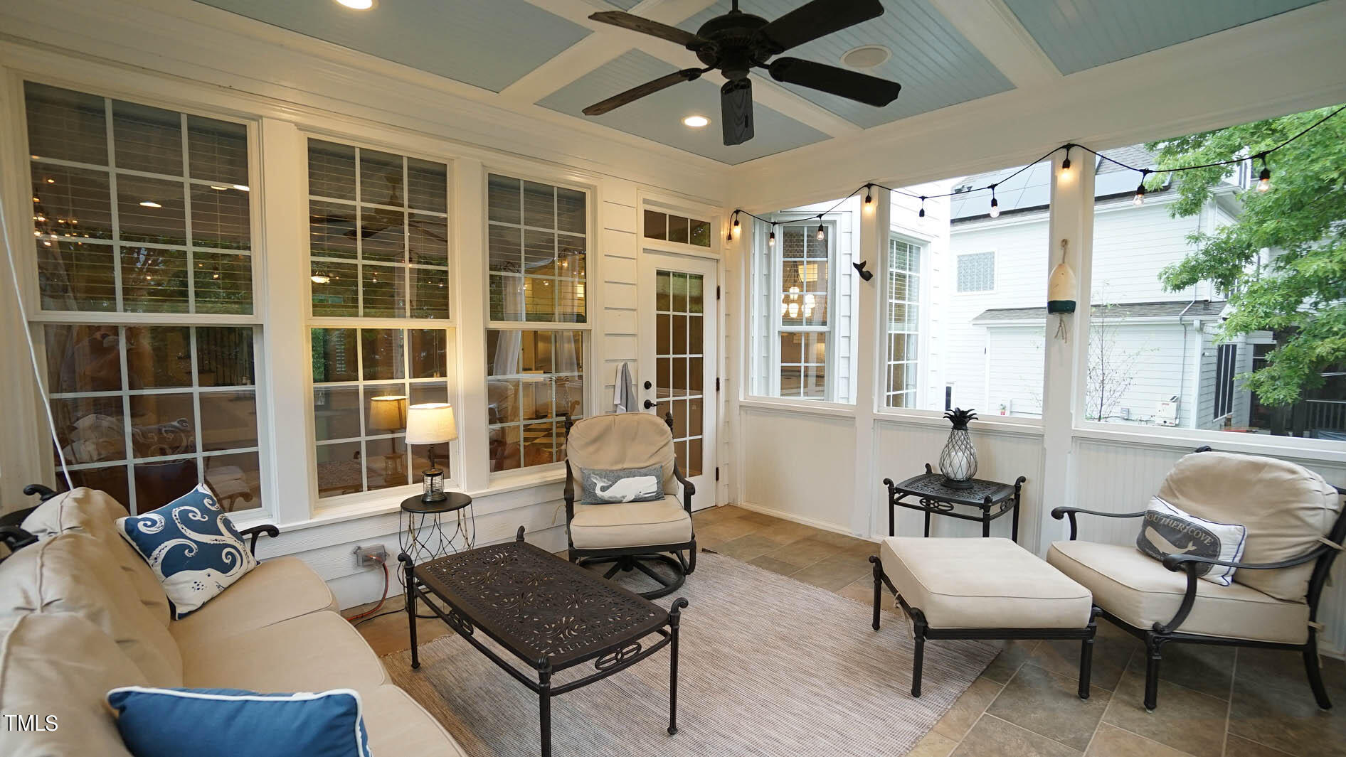 5220 Roswellcrest Court