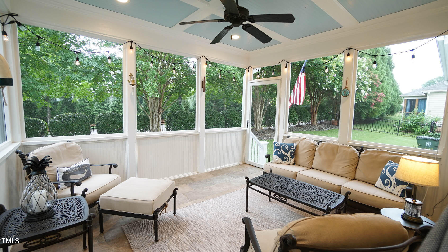 5220 Roswellcrest Court