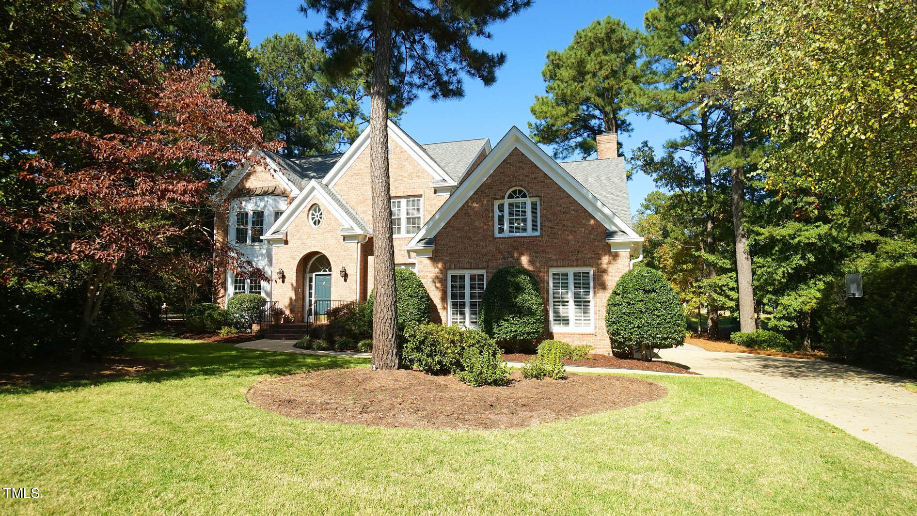 401 Hogans Valley Way Way
