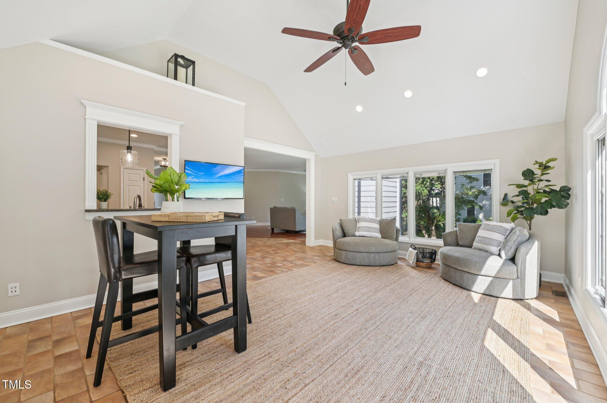 116 Dallavia Court