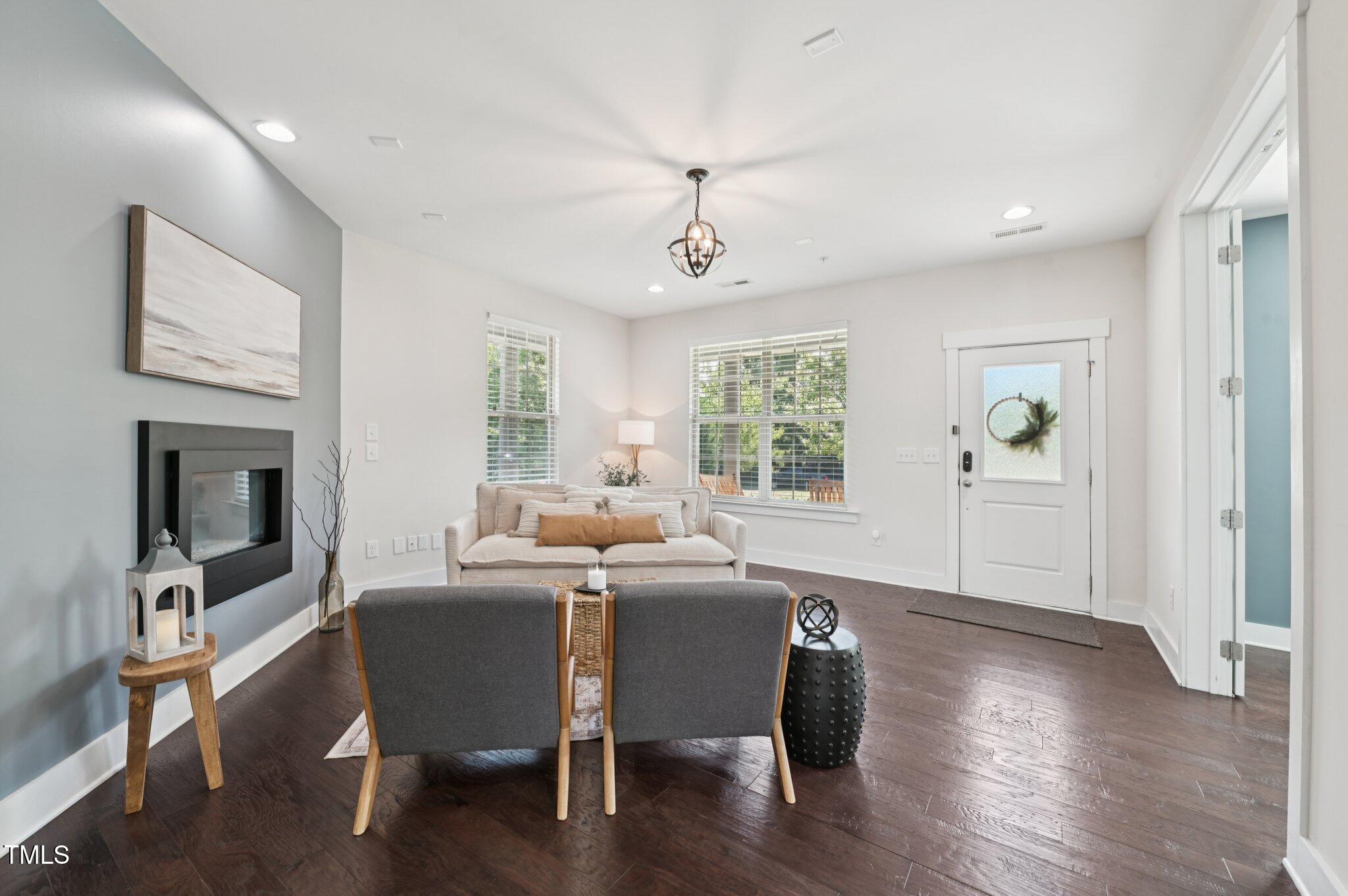 9101 Triana Market Way Walk
