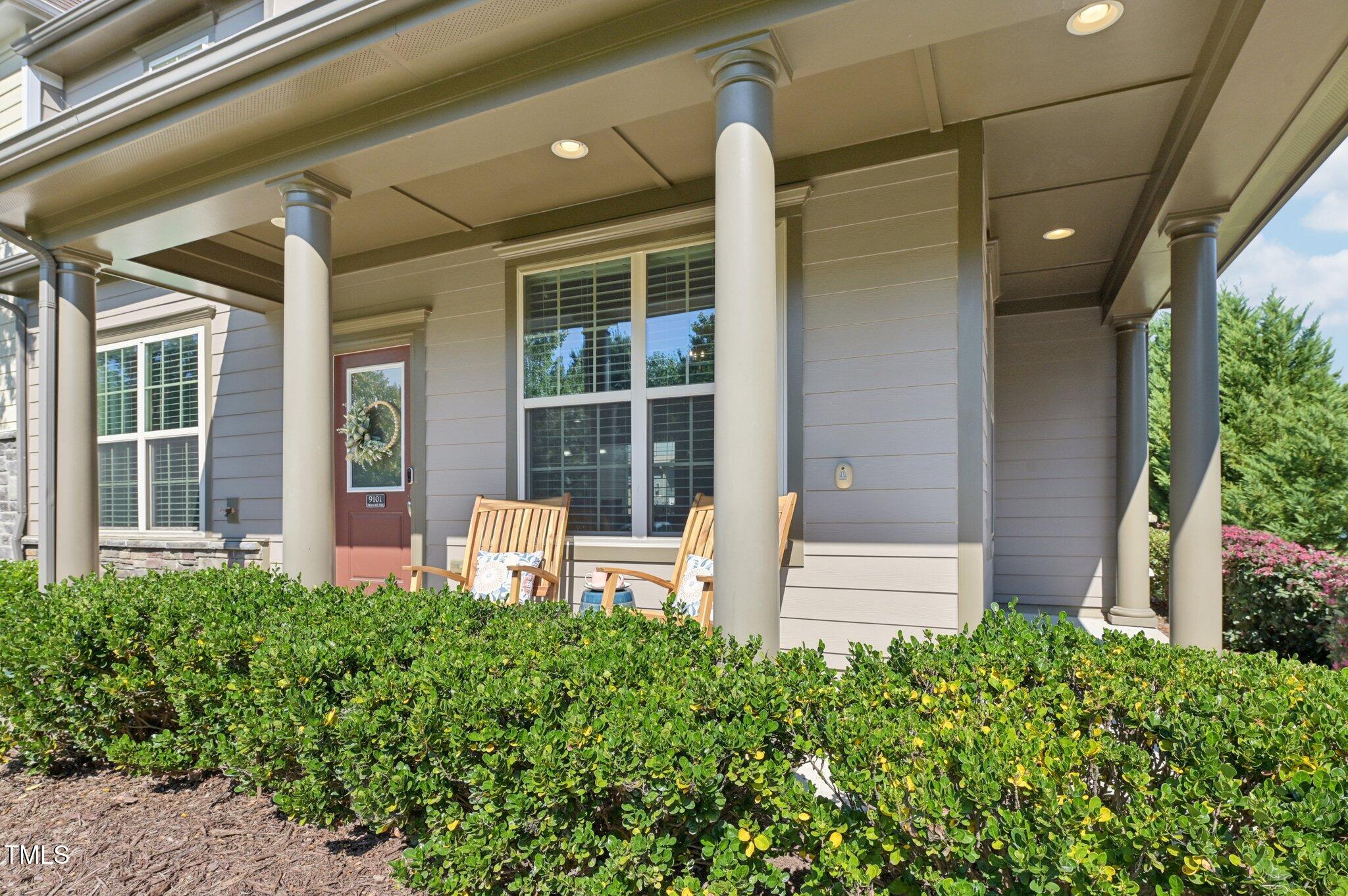 9101 Triana Market Way Walk