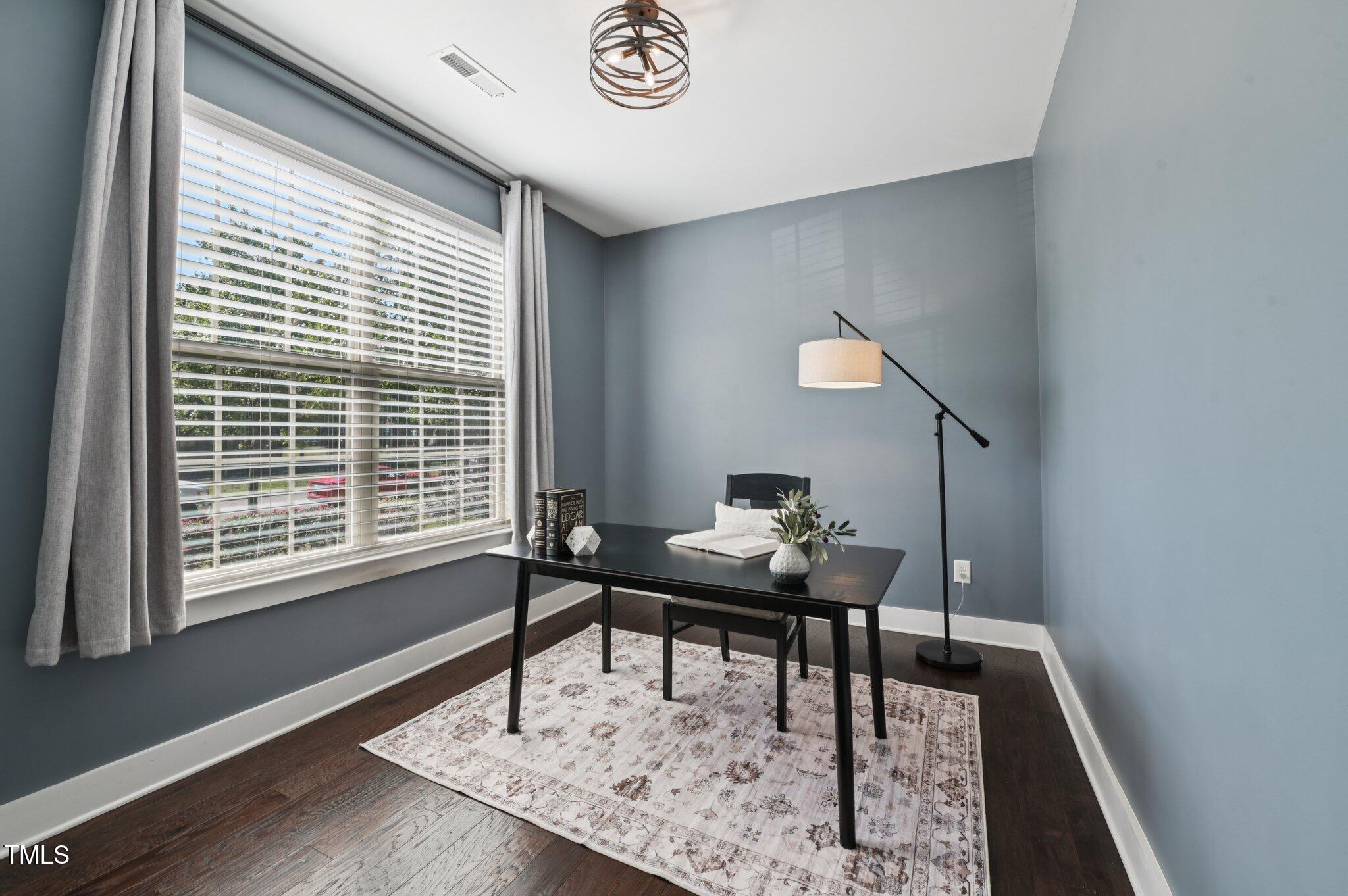 9101 Triana Market Way Walk