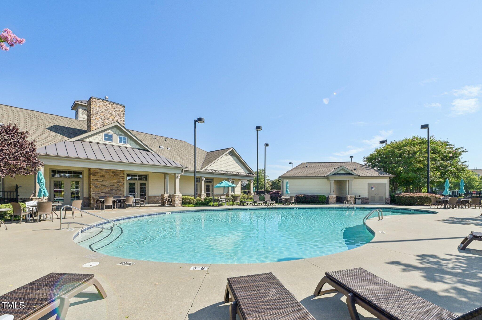 9101 Triana Market Way Walk