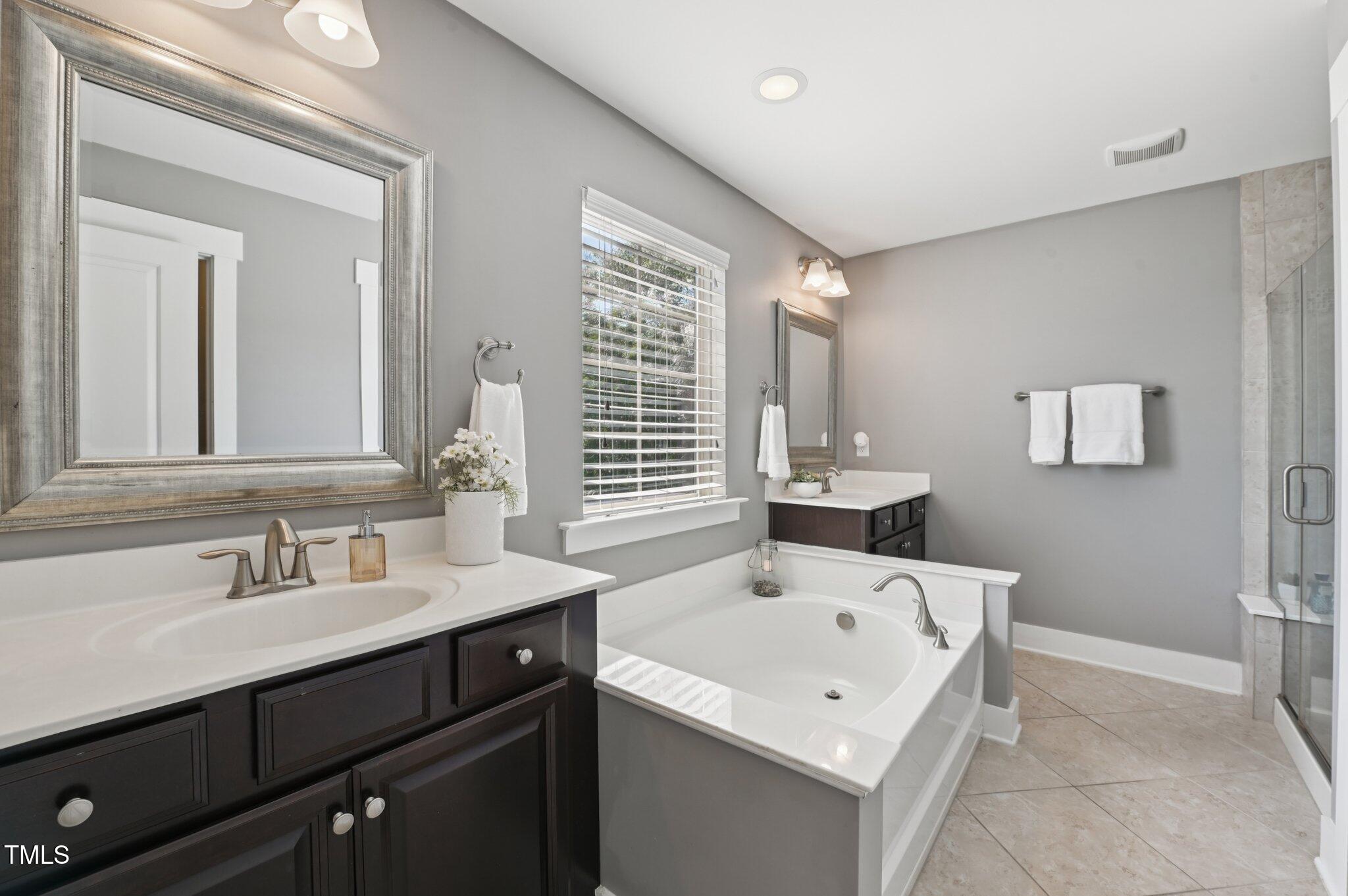 9101 Triana Market Way Walk