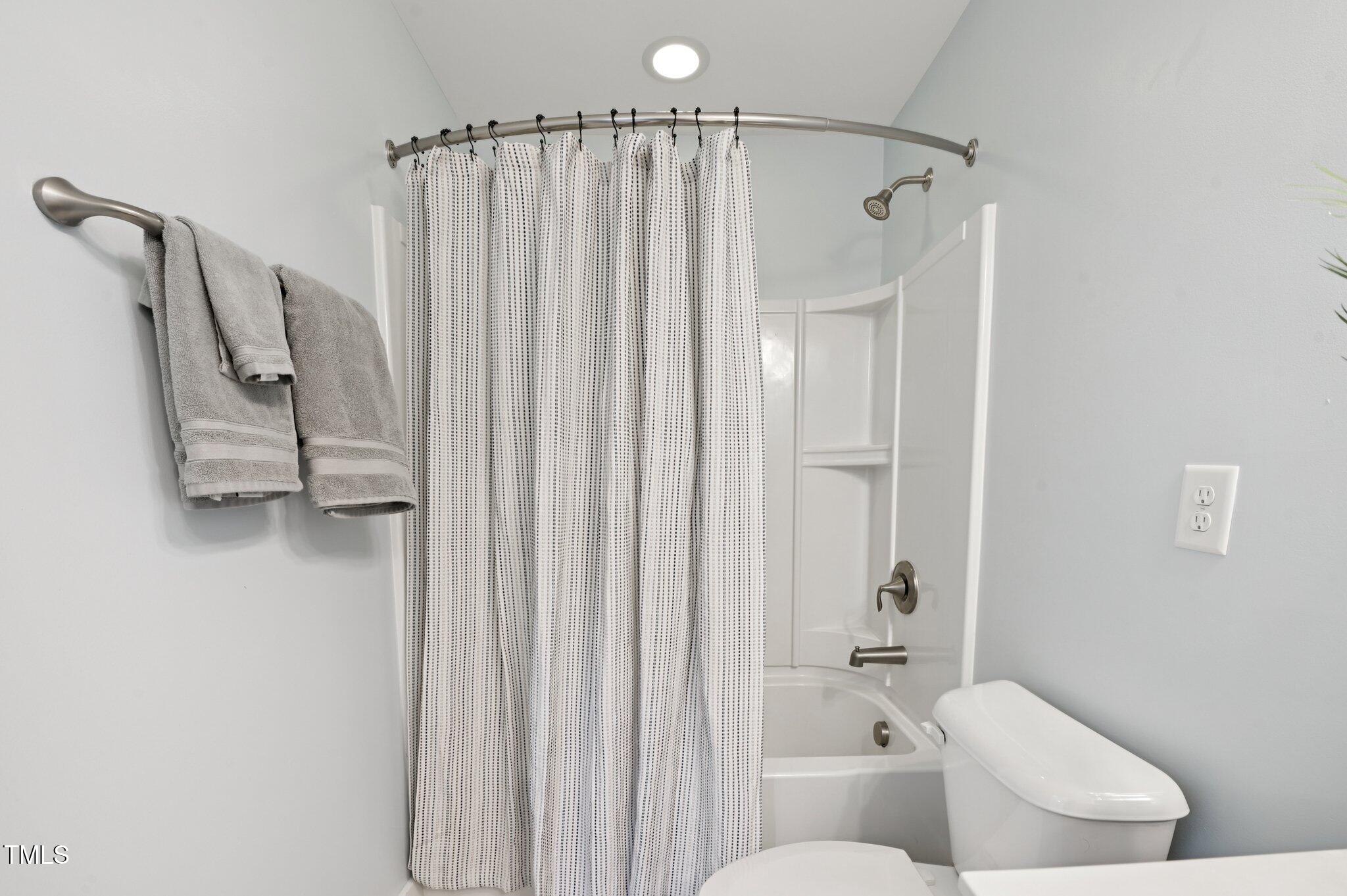 9101 Triana Market Way Walk
