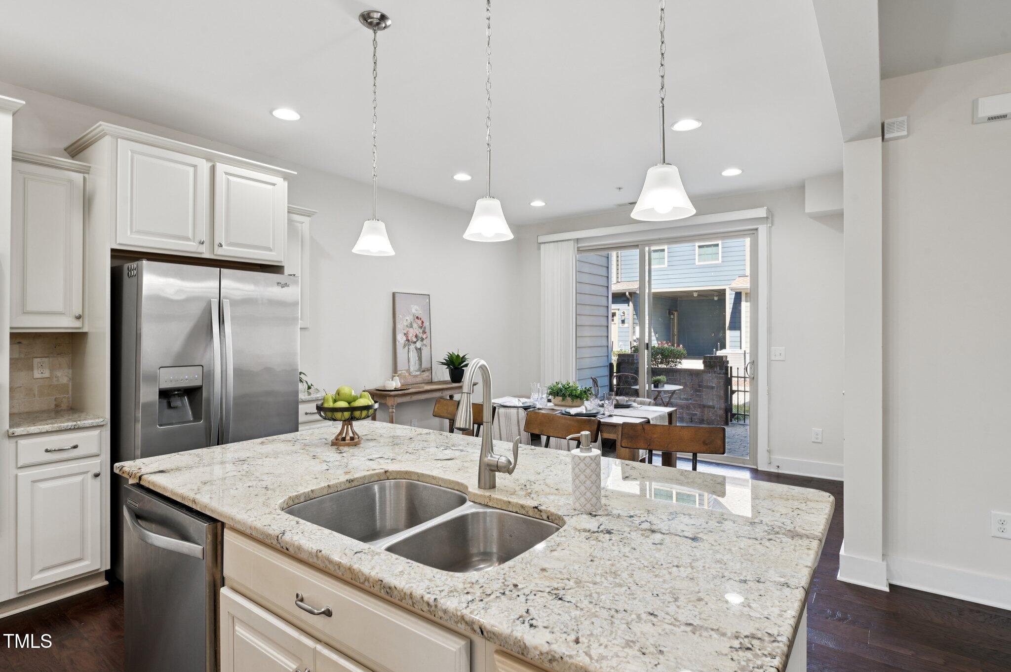 9101 Triana Market Way Walk