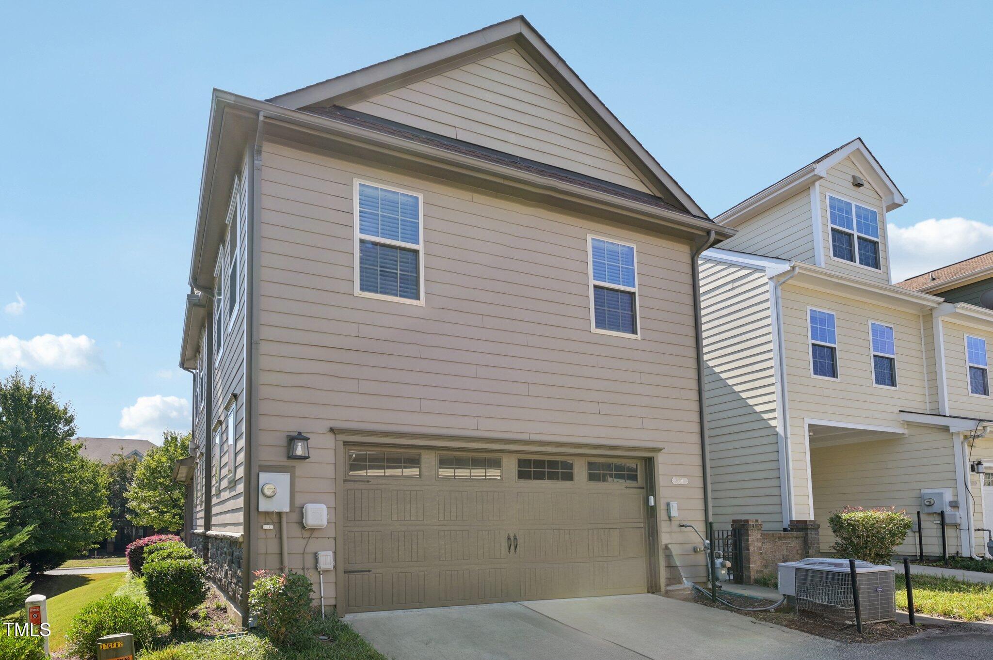 9101 Triana Market Way Walk