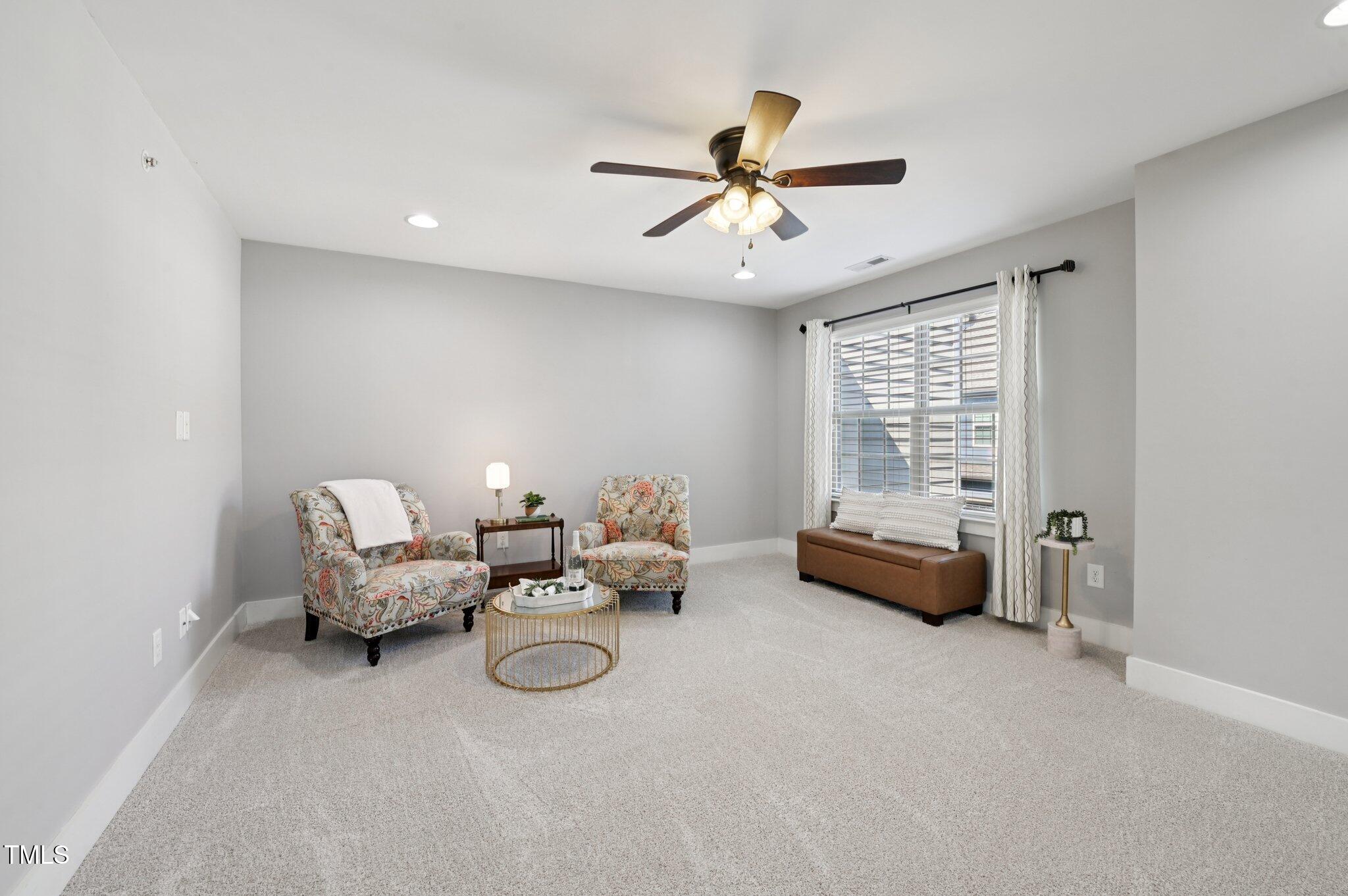 9101 Triana Market Way Walk