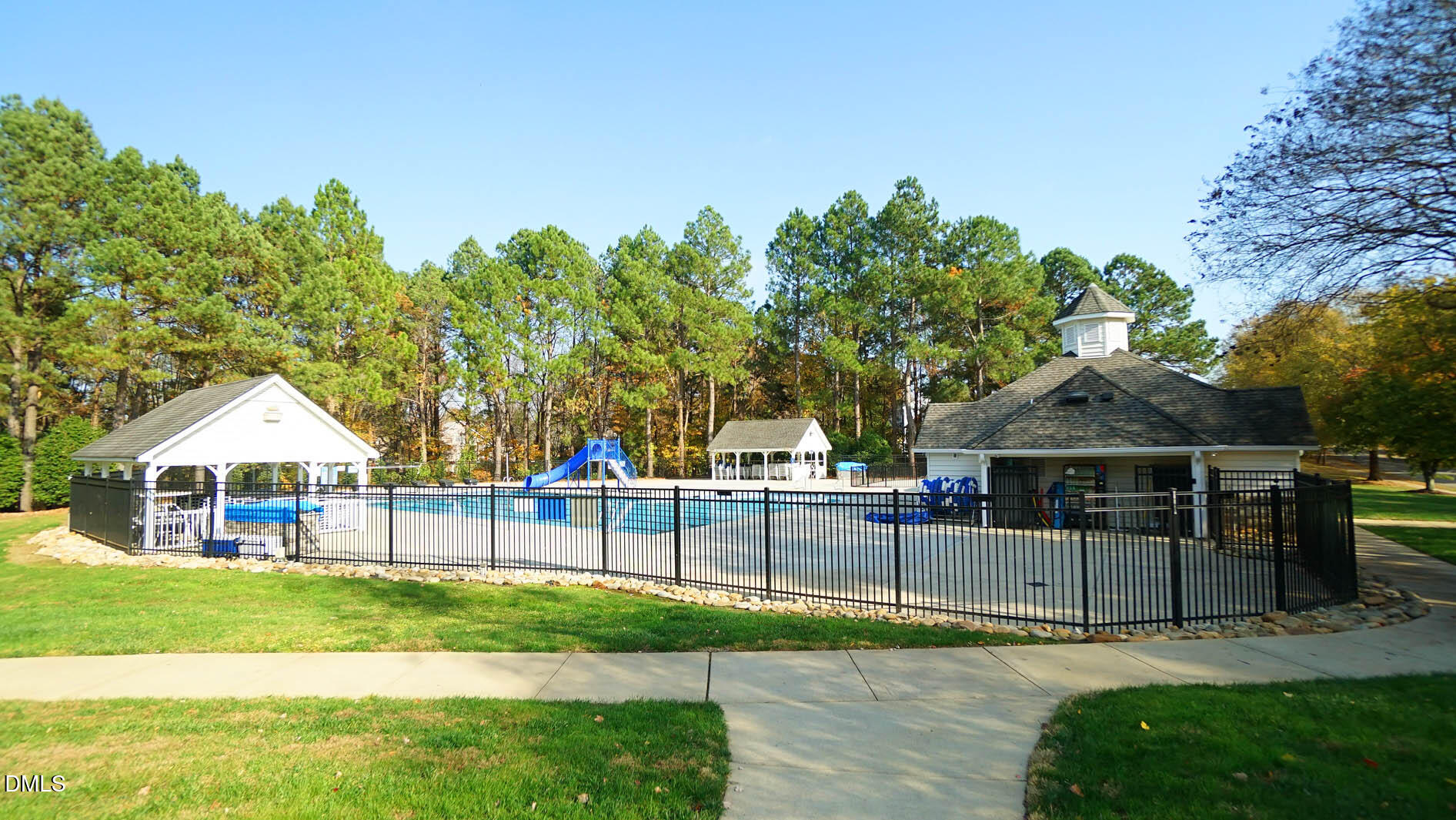 311 Inkster Cove