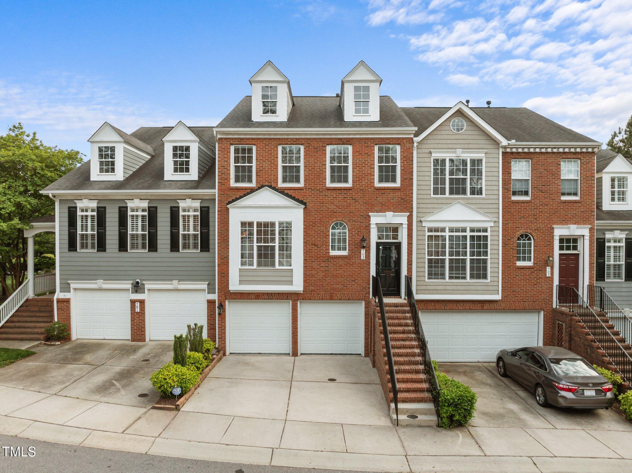 703 Kirkeenan Circle