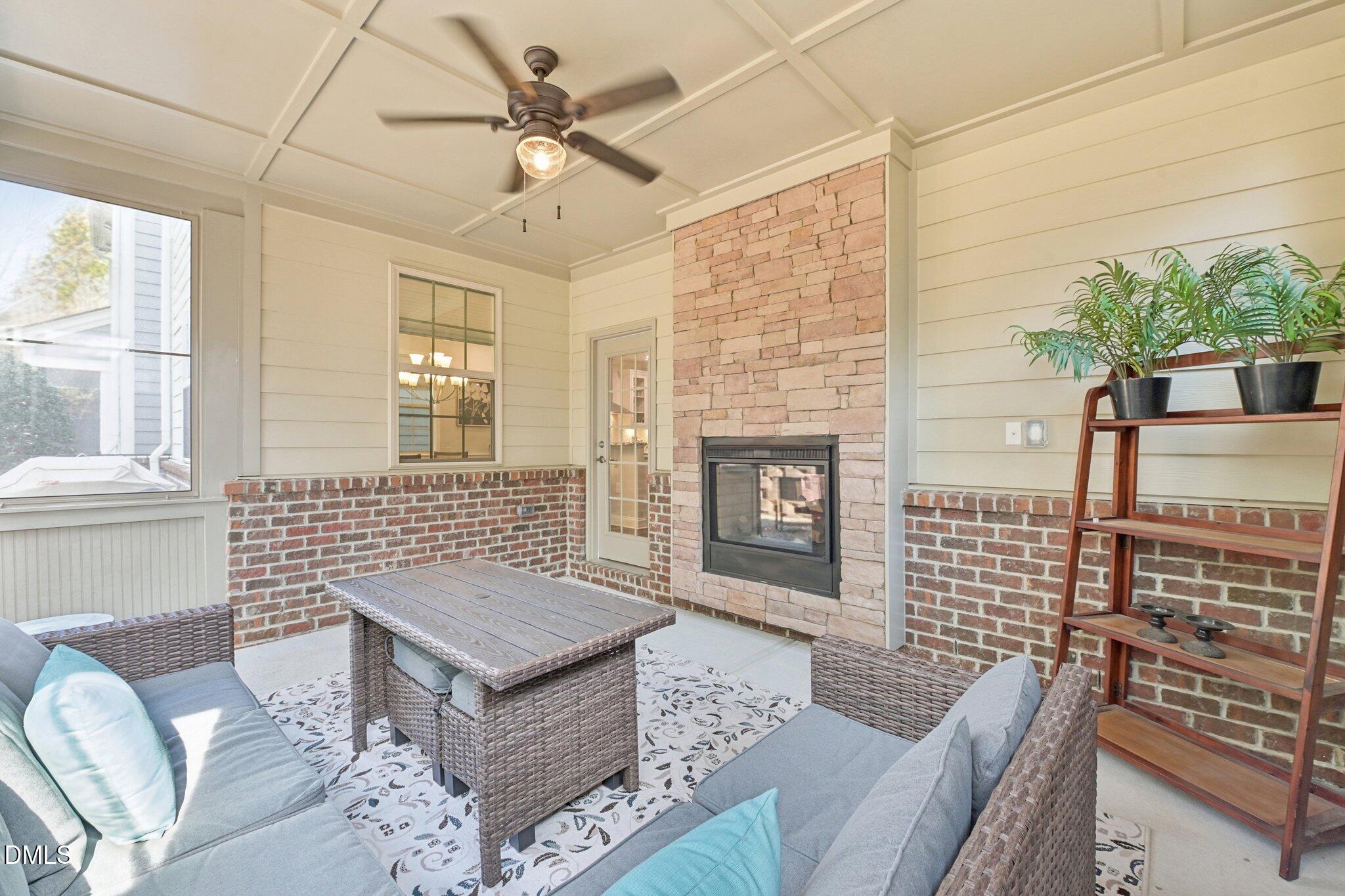 1314 English Cottage Lane