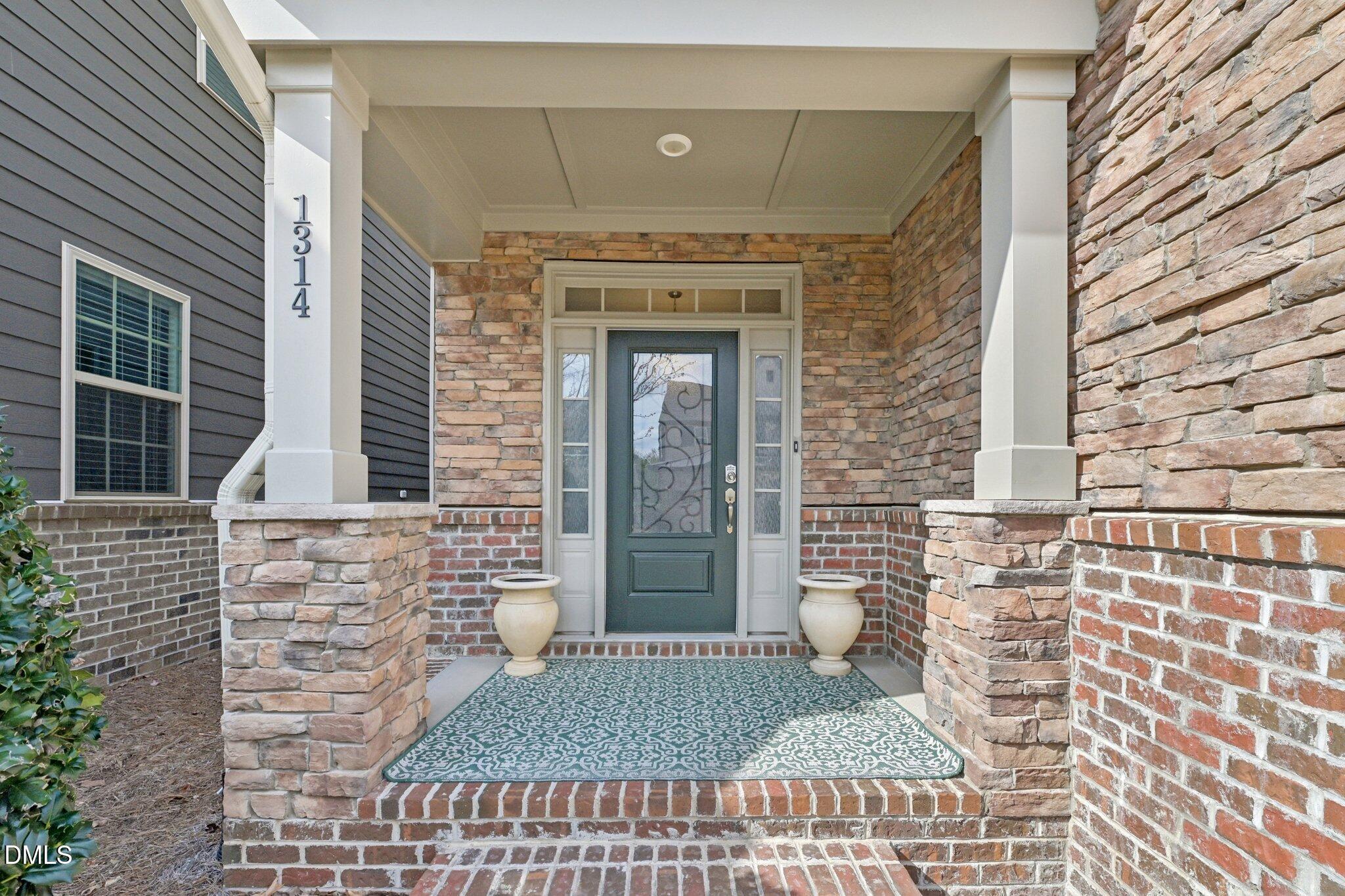 1314 English Cottage Lane