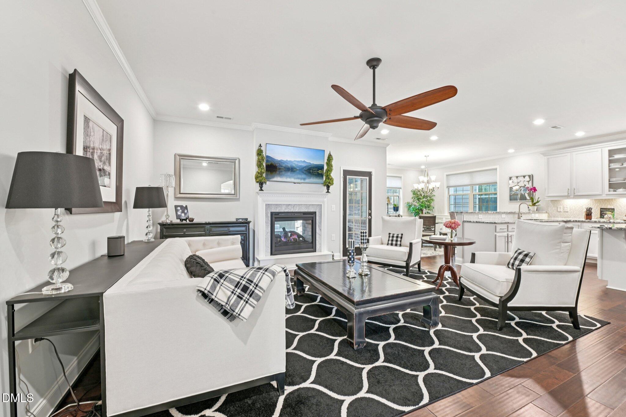 1314 English Cottage Lane