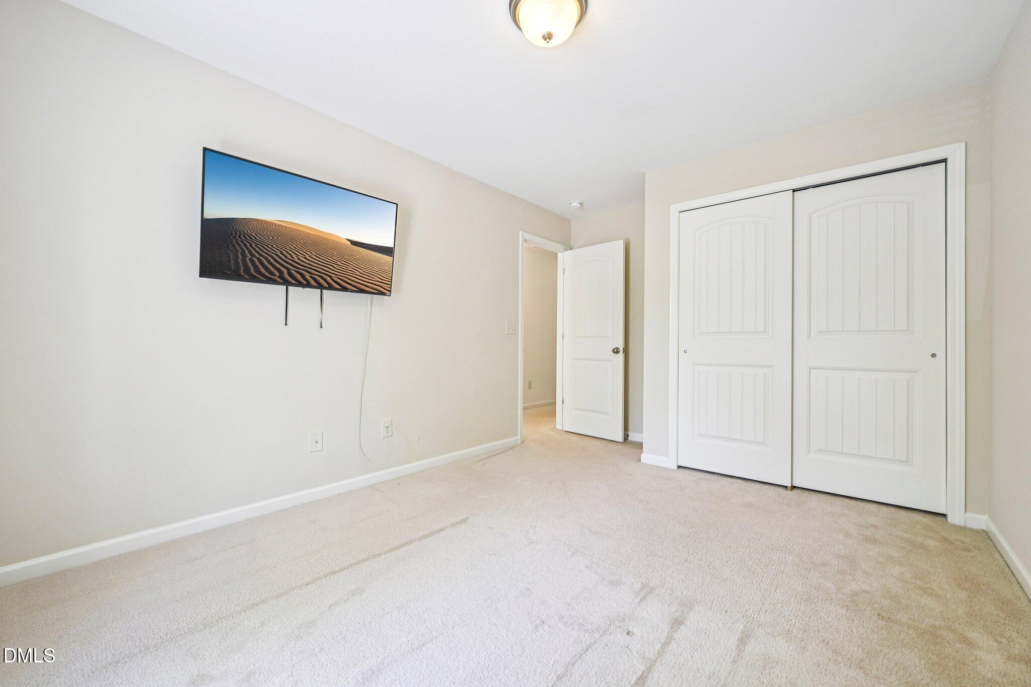 2414 Swans Rest Way