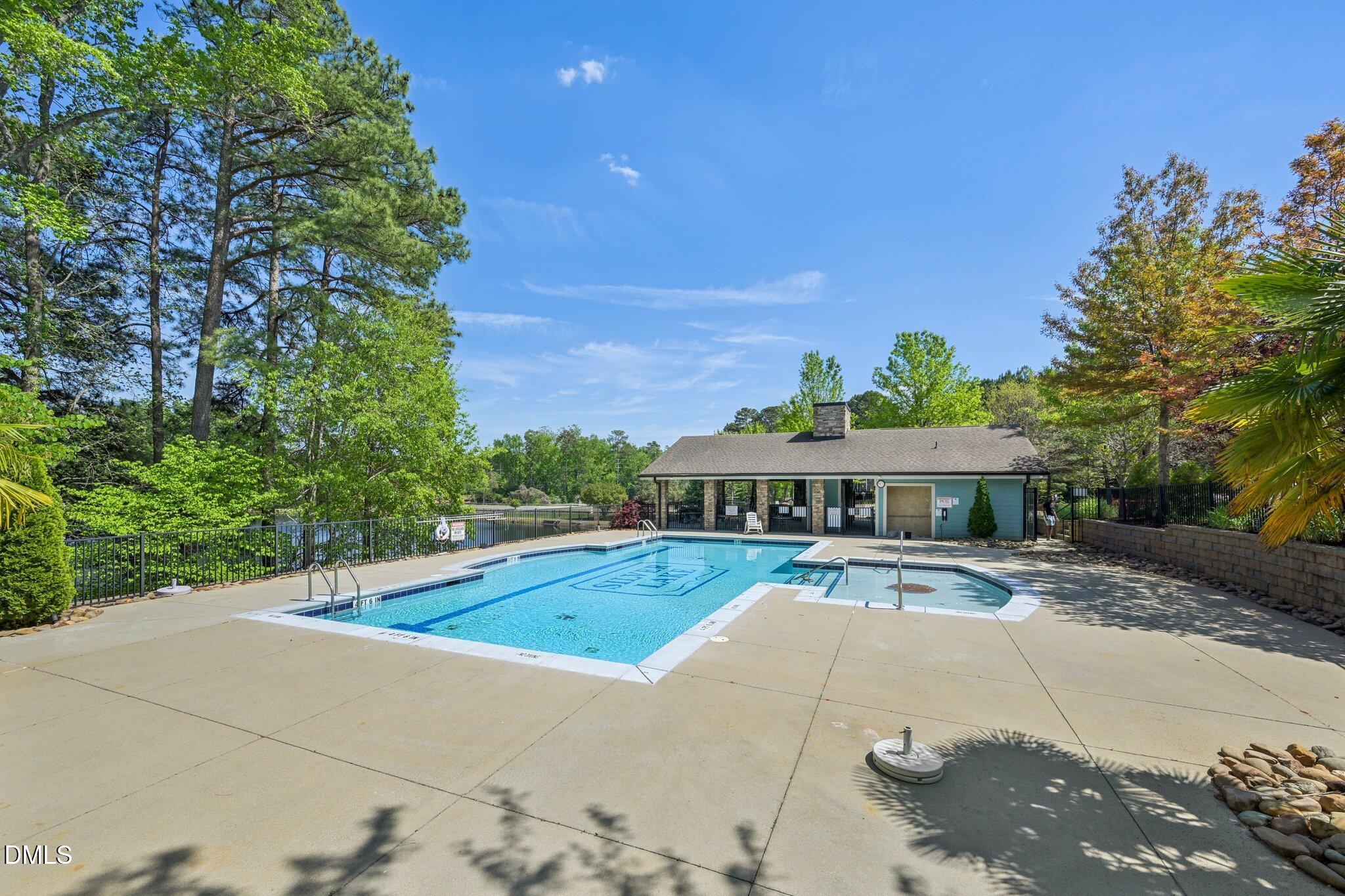 2414 Swans Rest Way