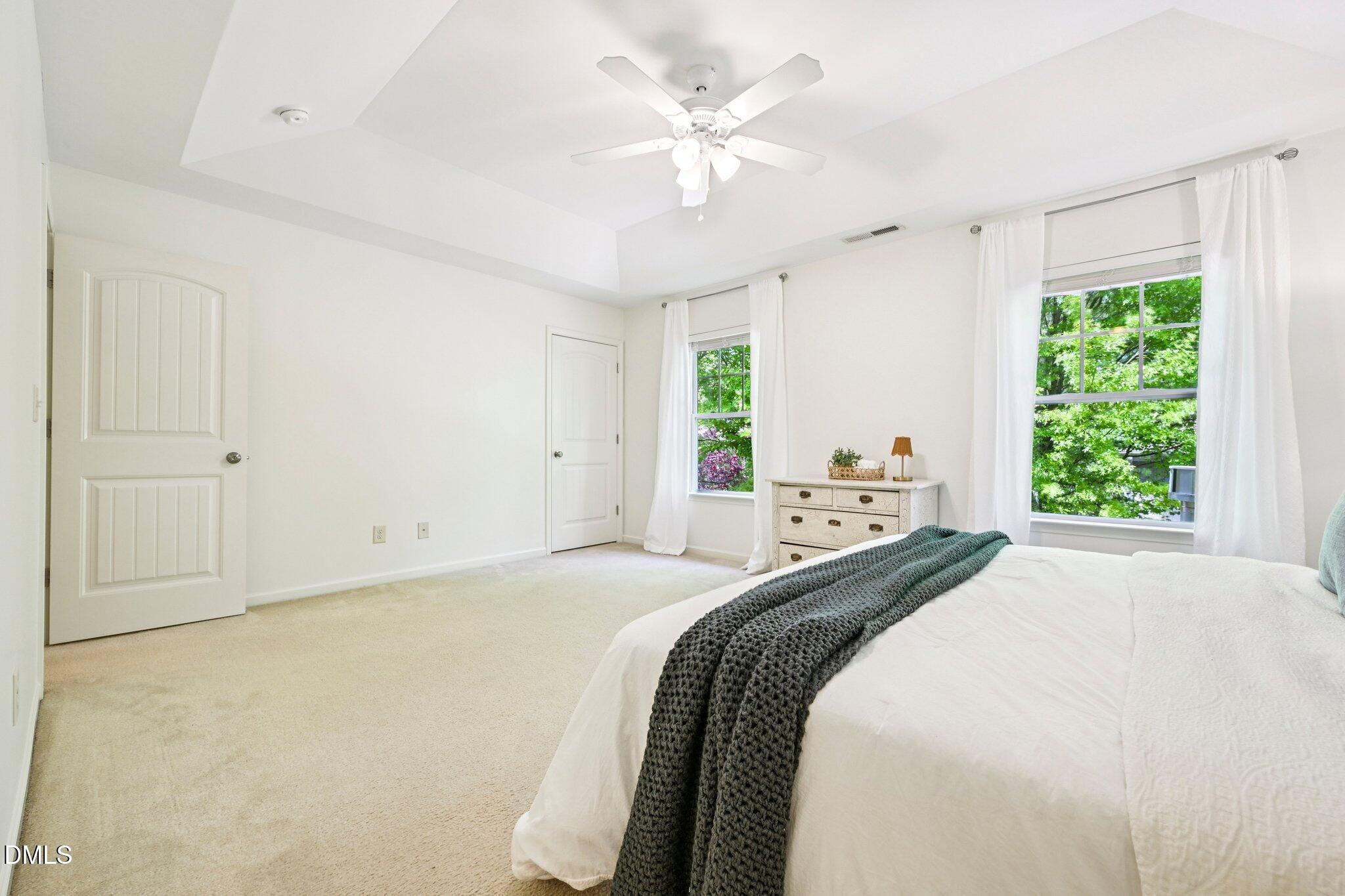 2414 Swans Rest Way
