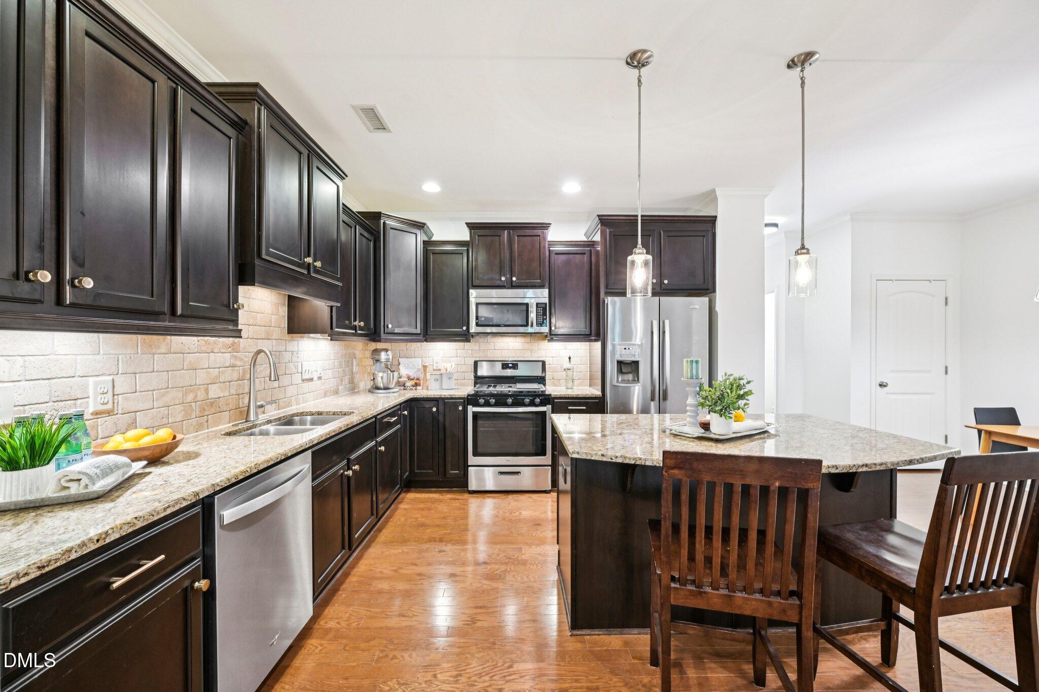 2414 Swans Rest Way
