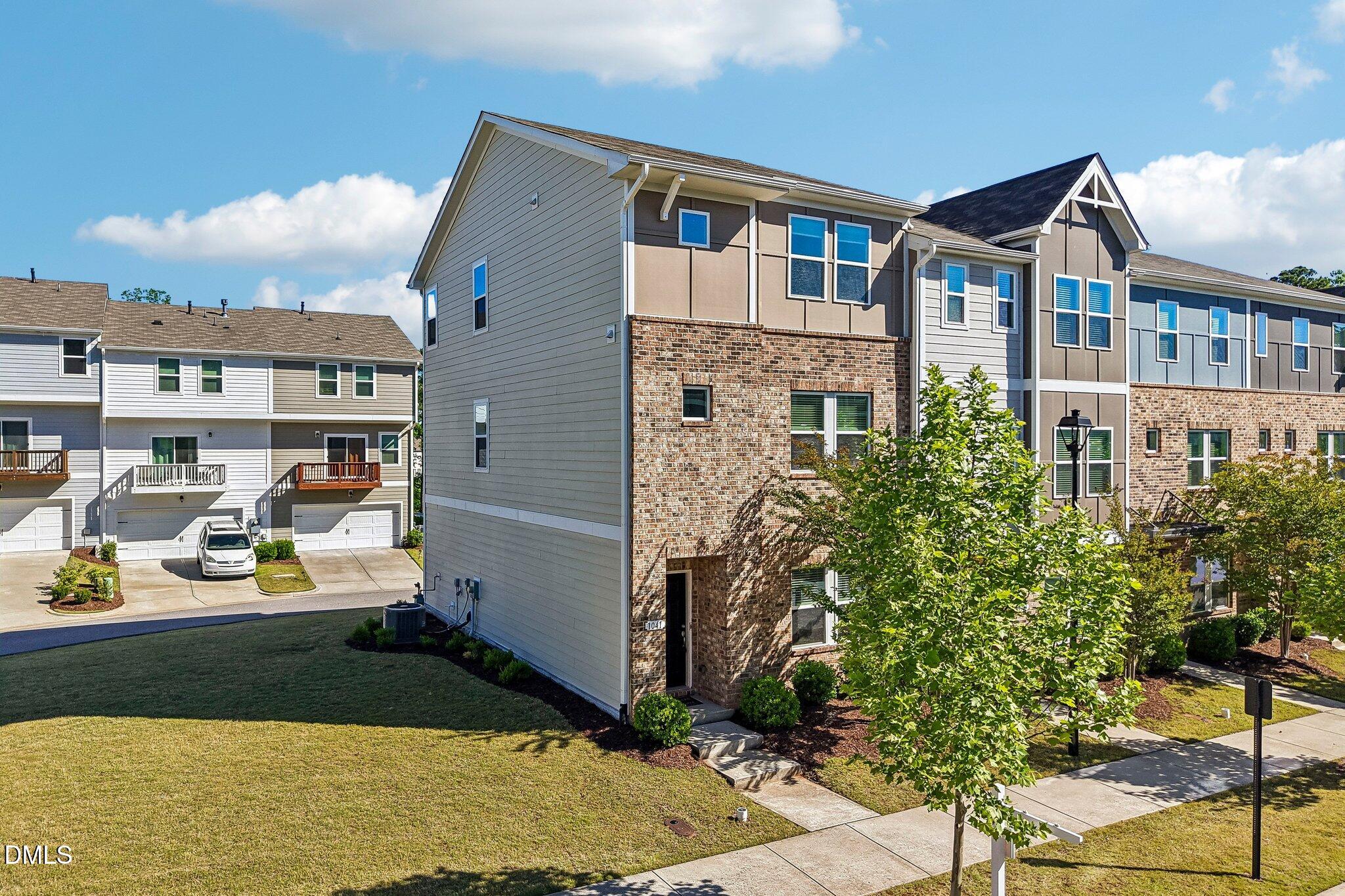1041 Salt Glaze Lane