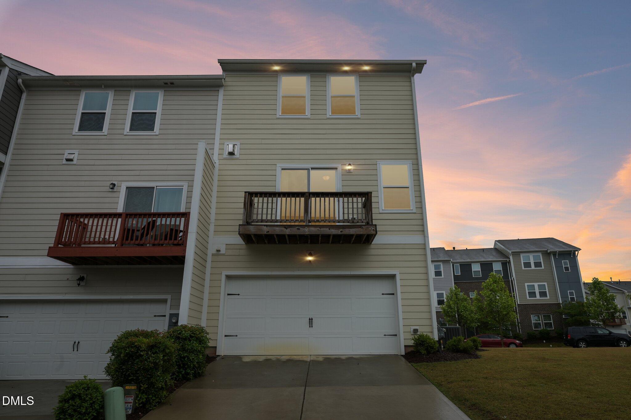 1041 Salt Glaze Lane