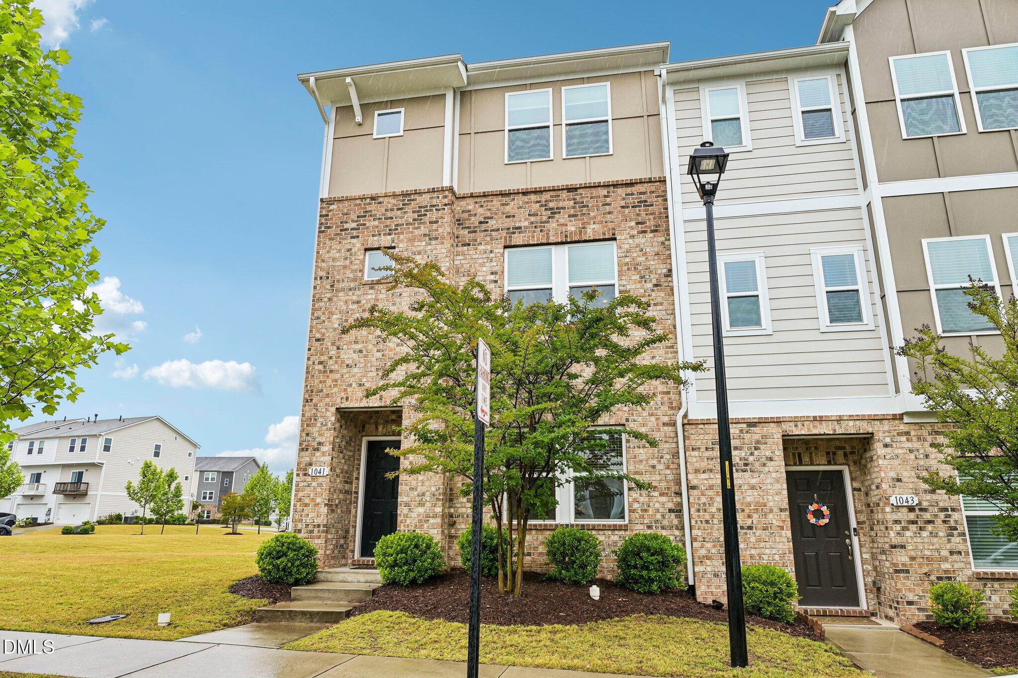 1041 Salt Glaze Lane