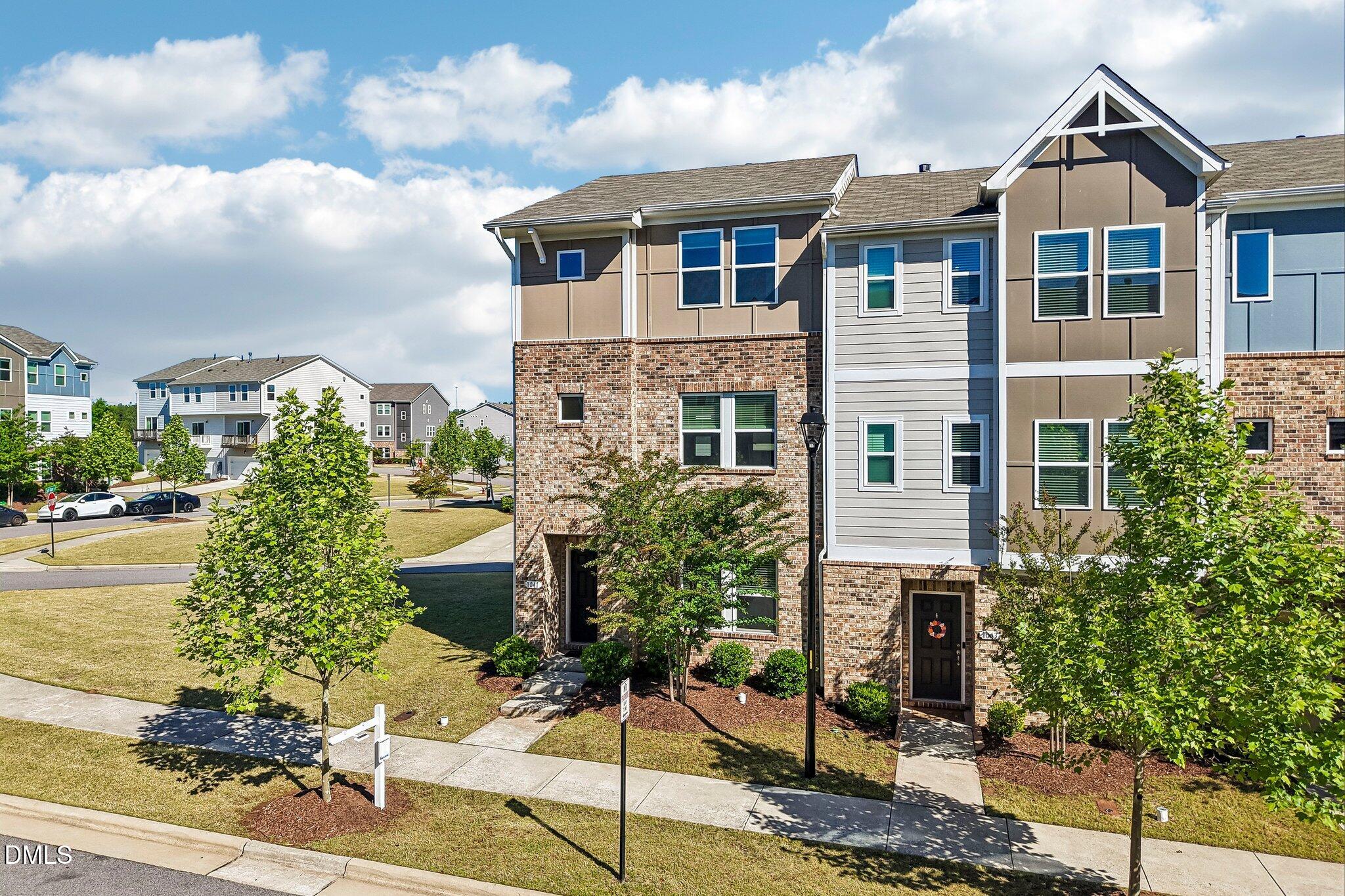 1041 Salt Glaze Lane