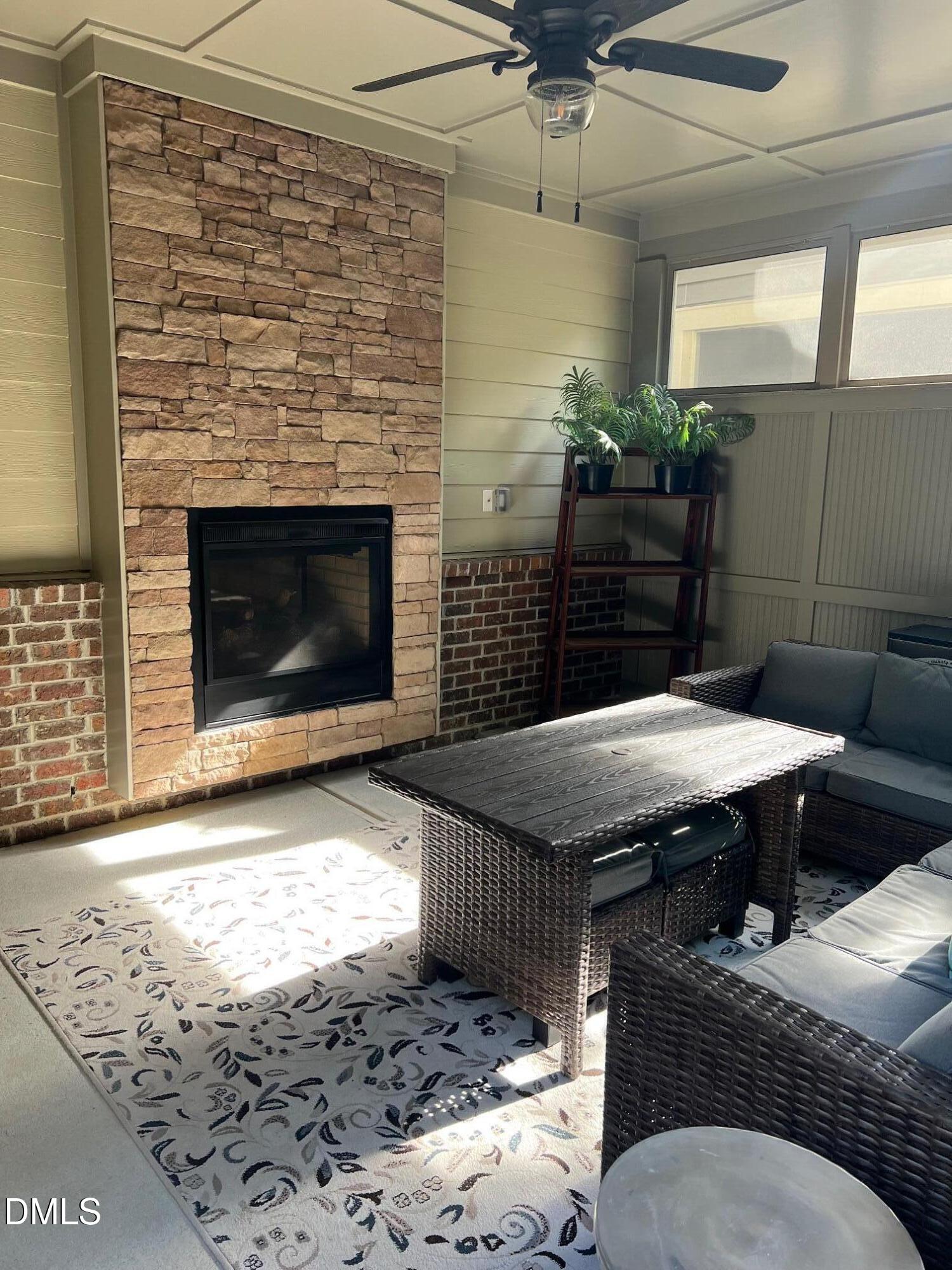 1314 English Cottage Lane