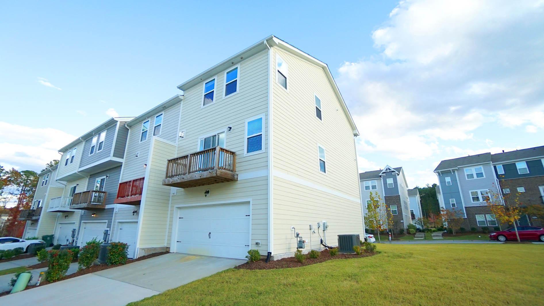 1041 Salt Glaze Lane