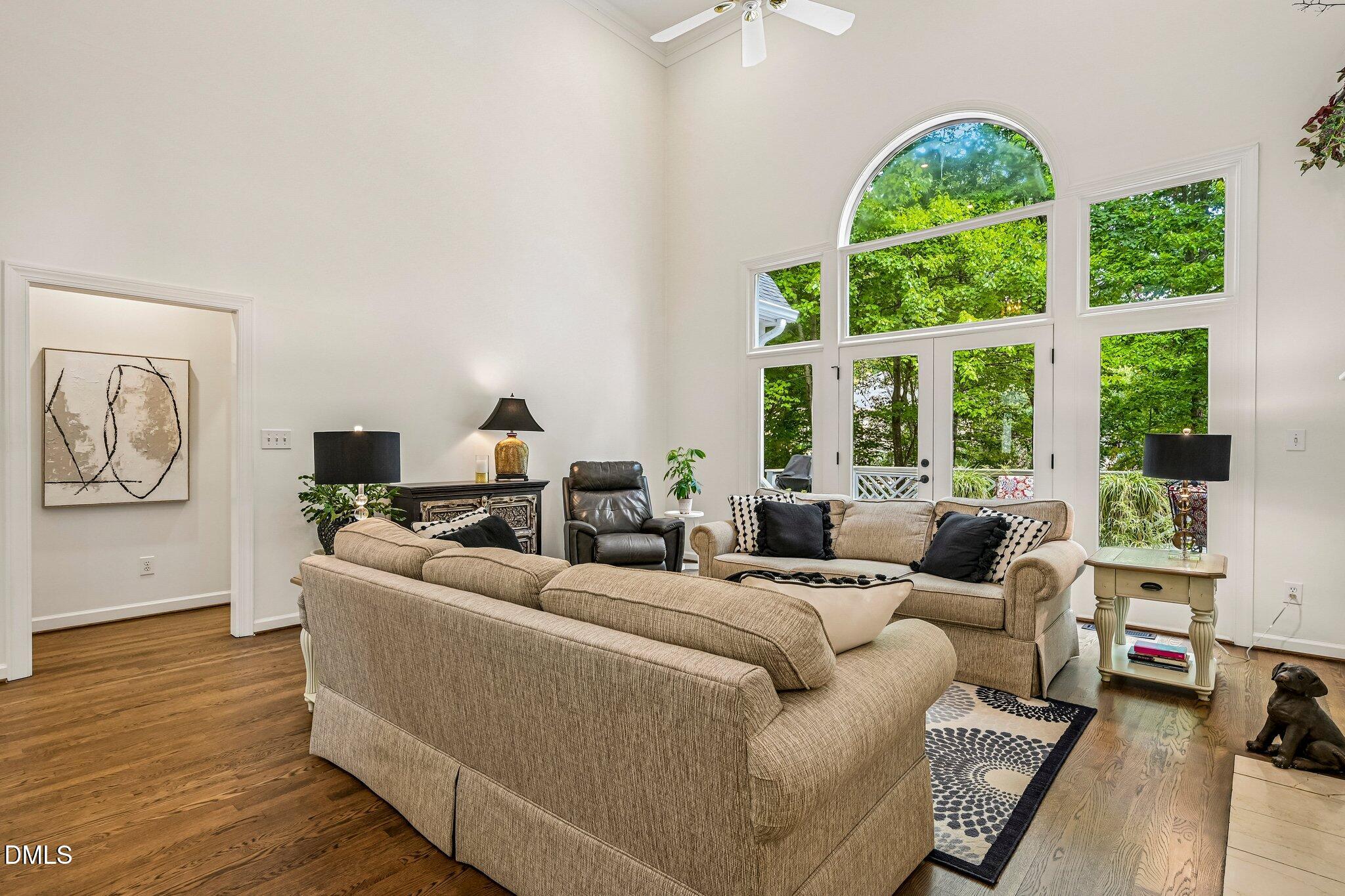 105 Versailles Drive