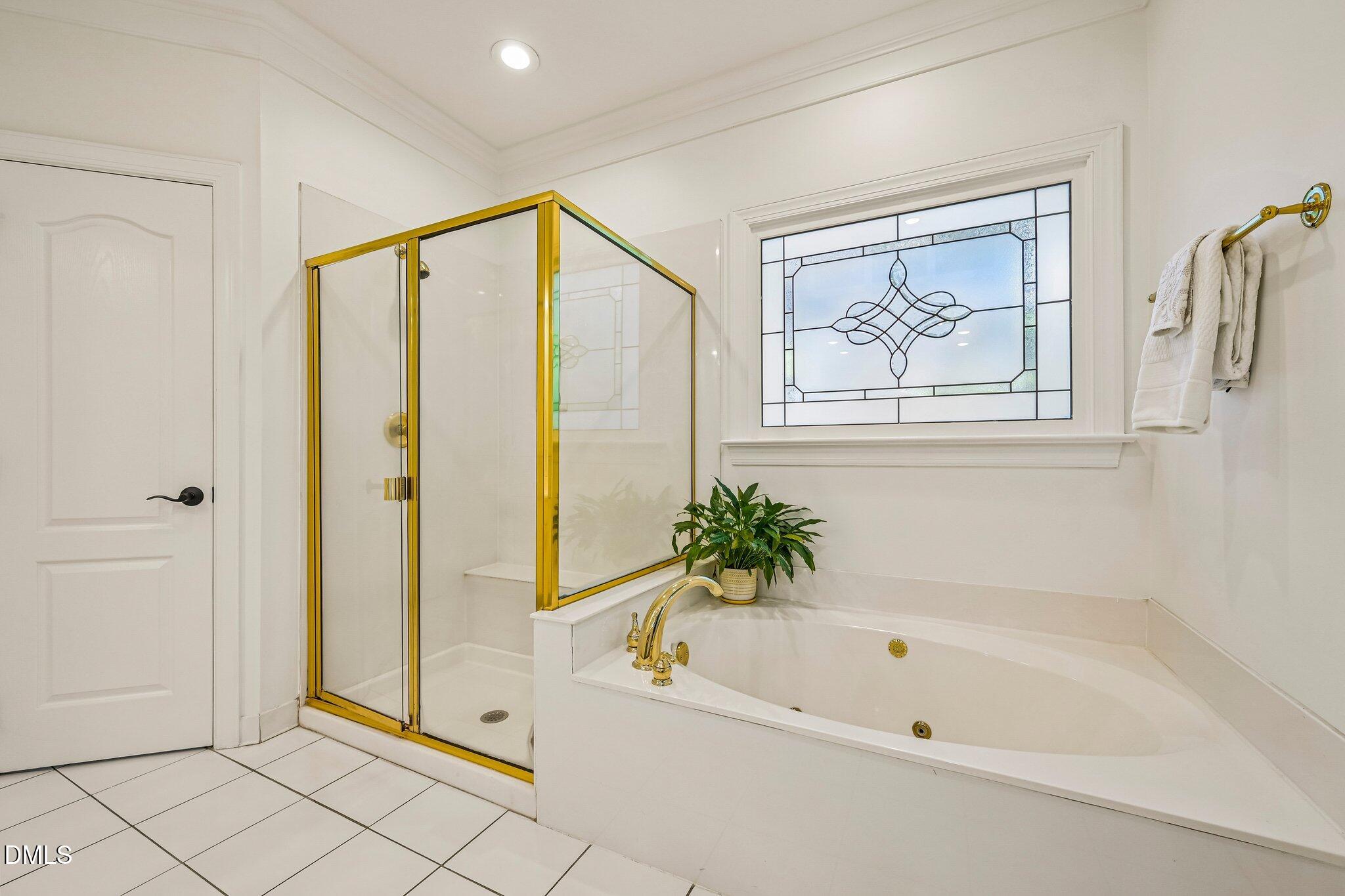 105 Versailles Drive