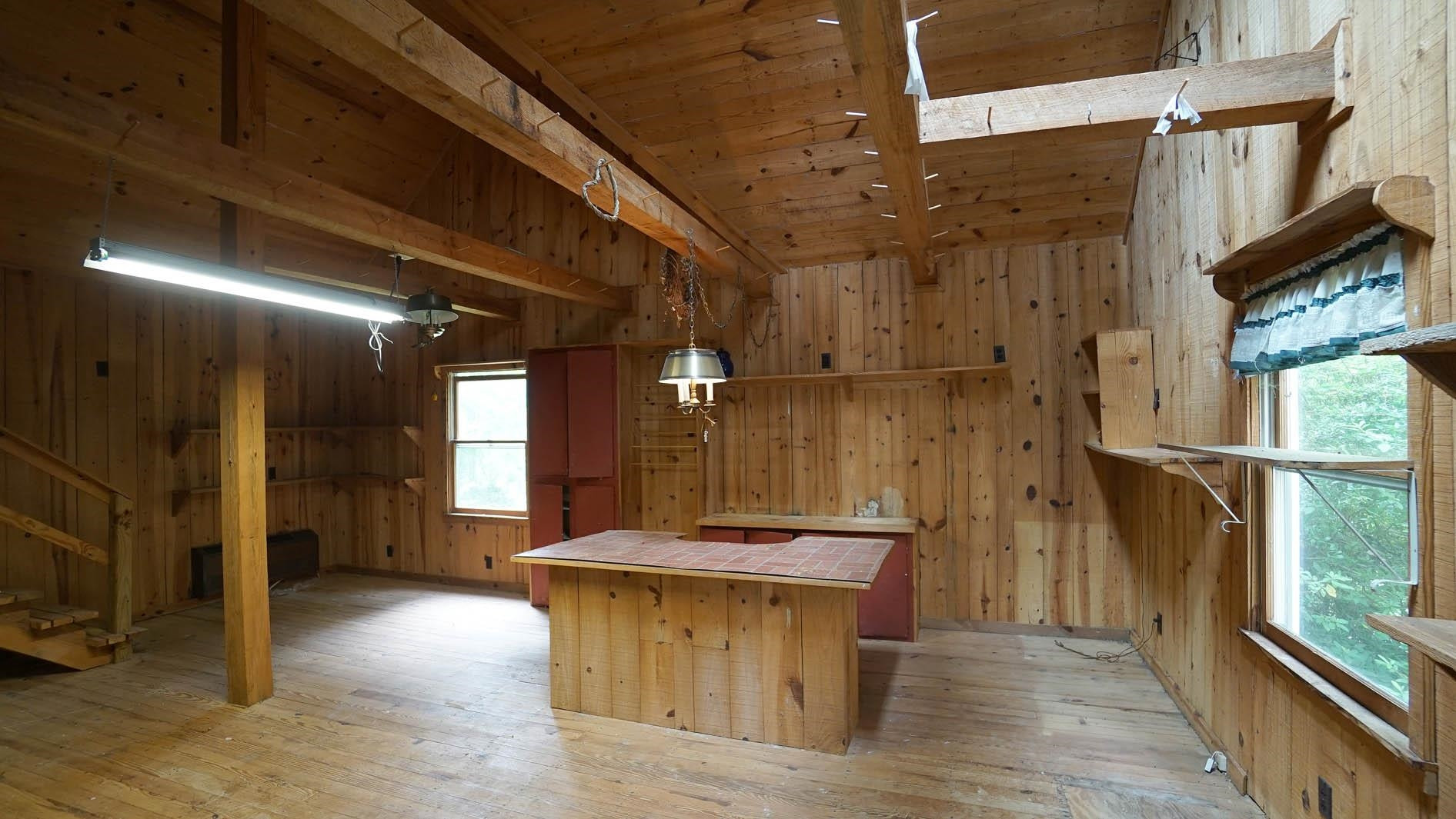 500 Woodman Drive