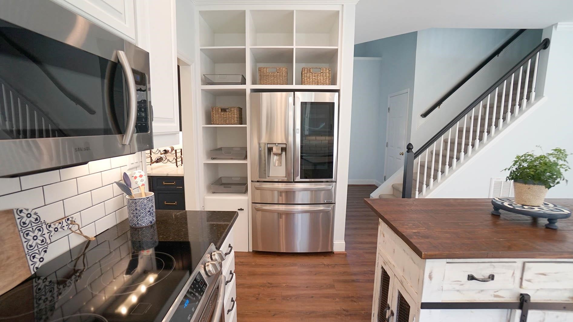101 Lakeleaf Court