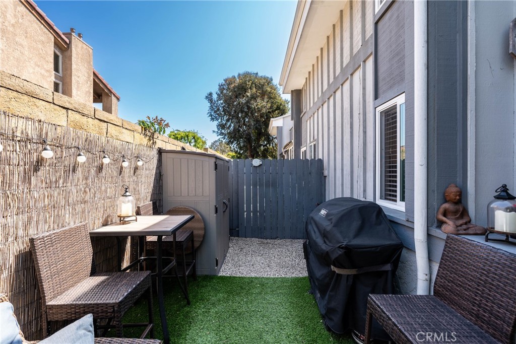 16872 Pacific Coast 103