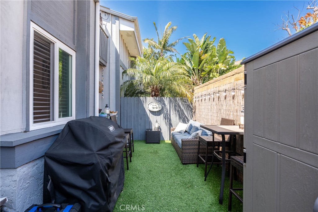 16872 Pacific Coast 103