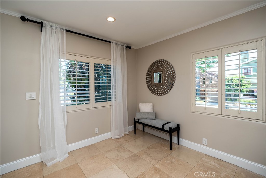 346 Saint Joseph Ave