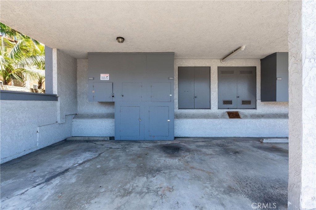 17072 Pacific Coast 90