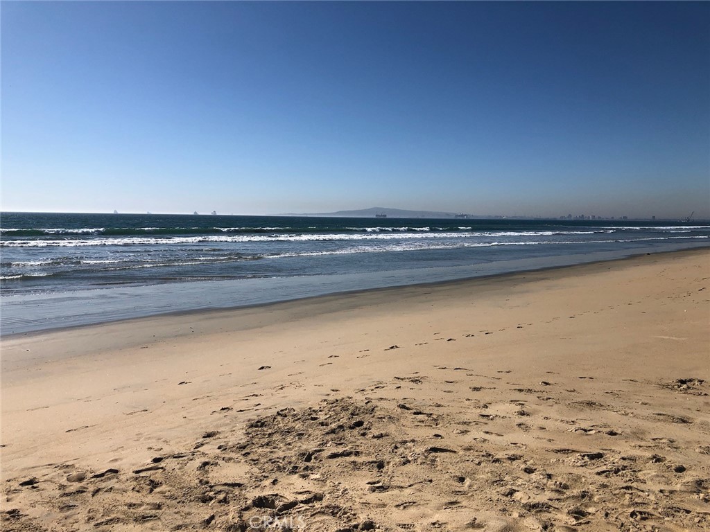 17082 Pacific Coast 205