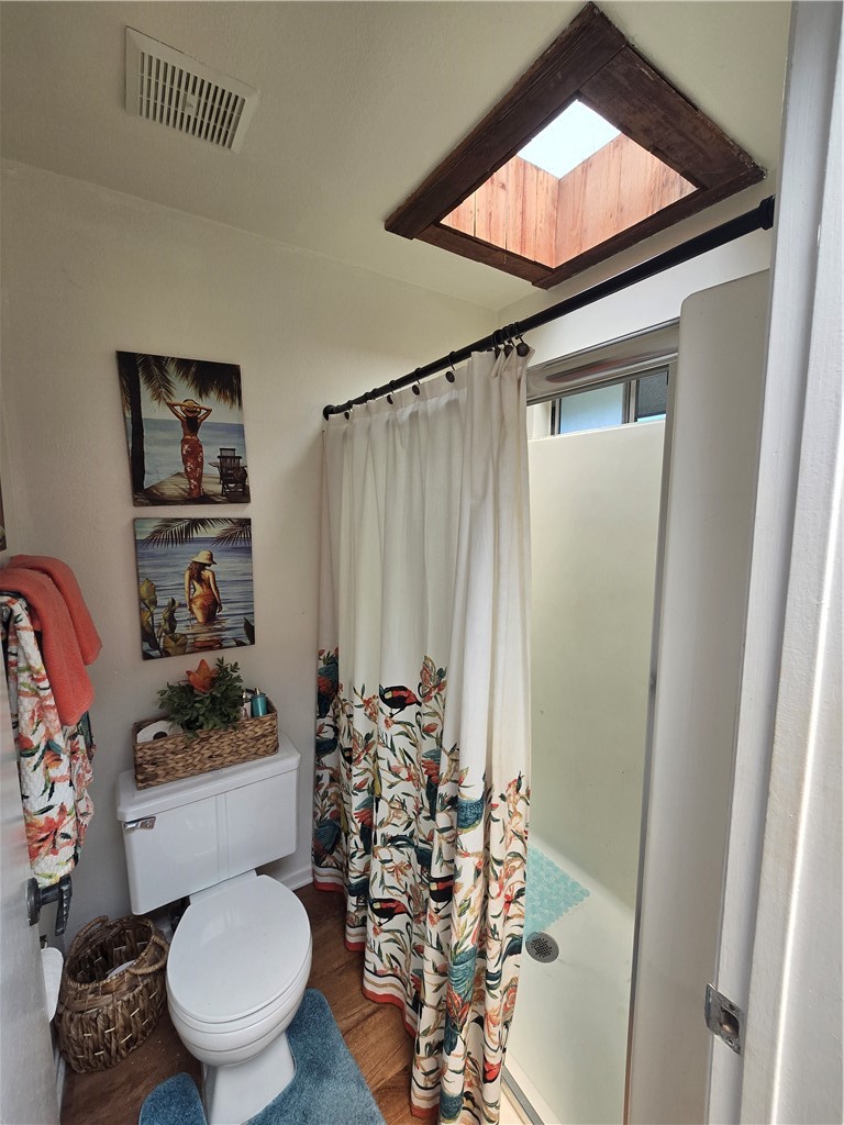 17082 Pacific Coast 205