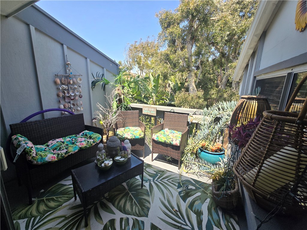 17082 Pacific Coast 205