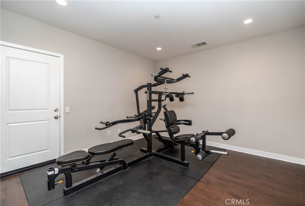 639 W Foothill Boulevard 12